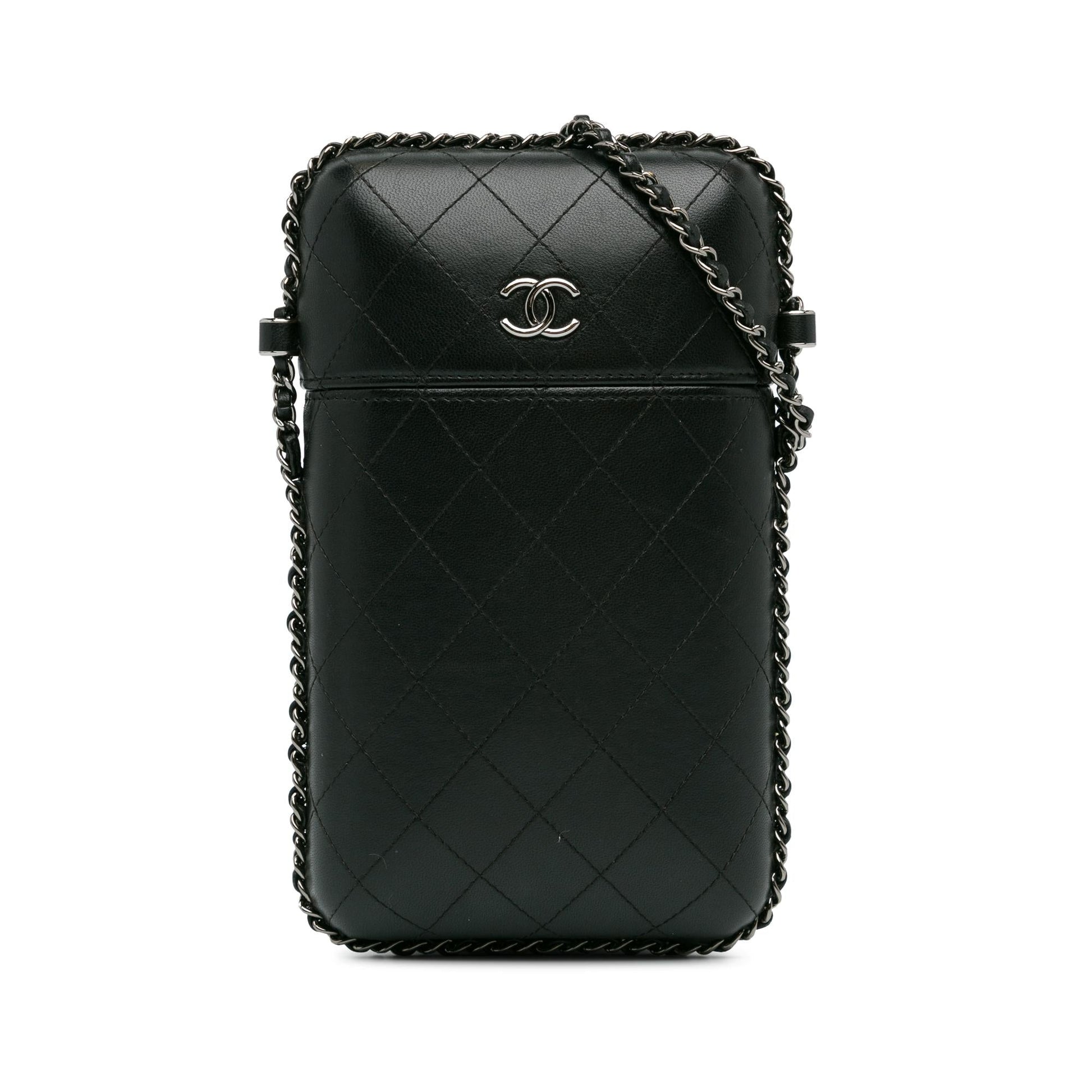 Chanel CC Quilted Lambskin Chain Around Phone Holder (SHG-5LOp7V) Crossbody