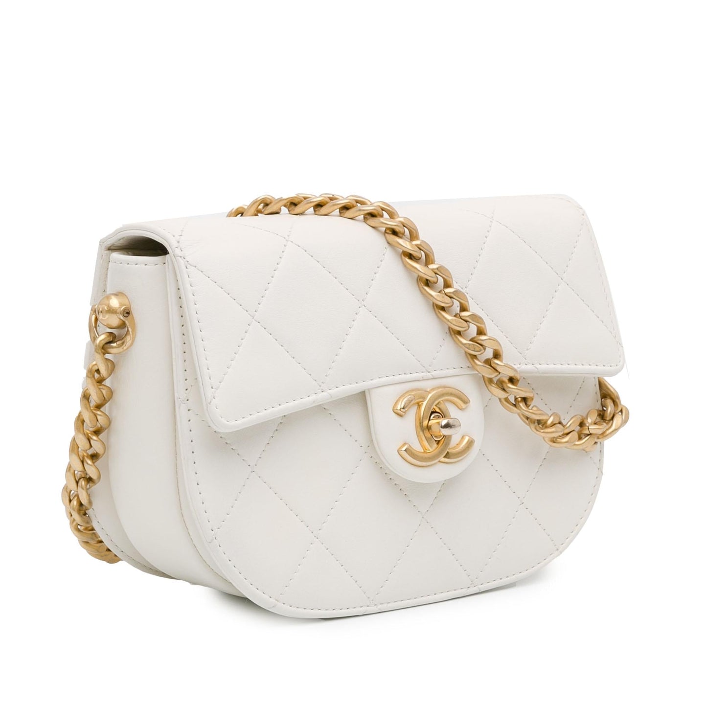 Chanel CC Quilted Lambskin Round Moon Messenger Flap (SHG-ZHZyok) Crossbody