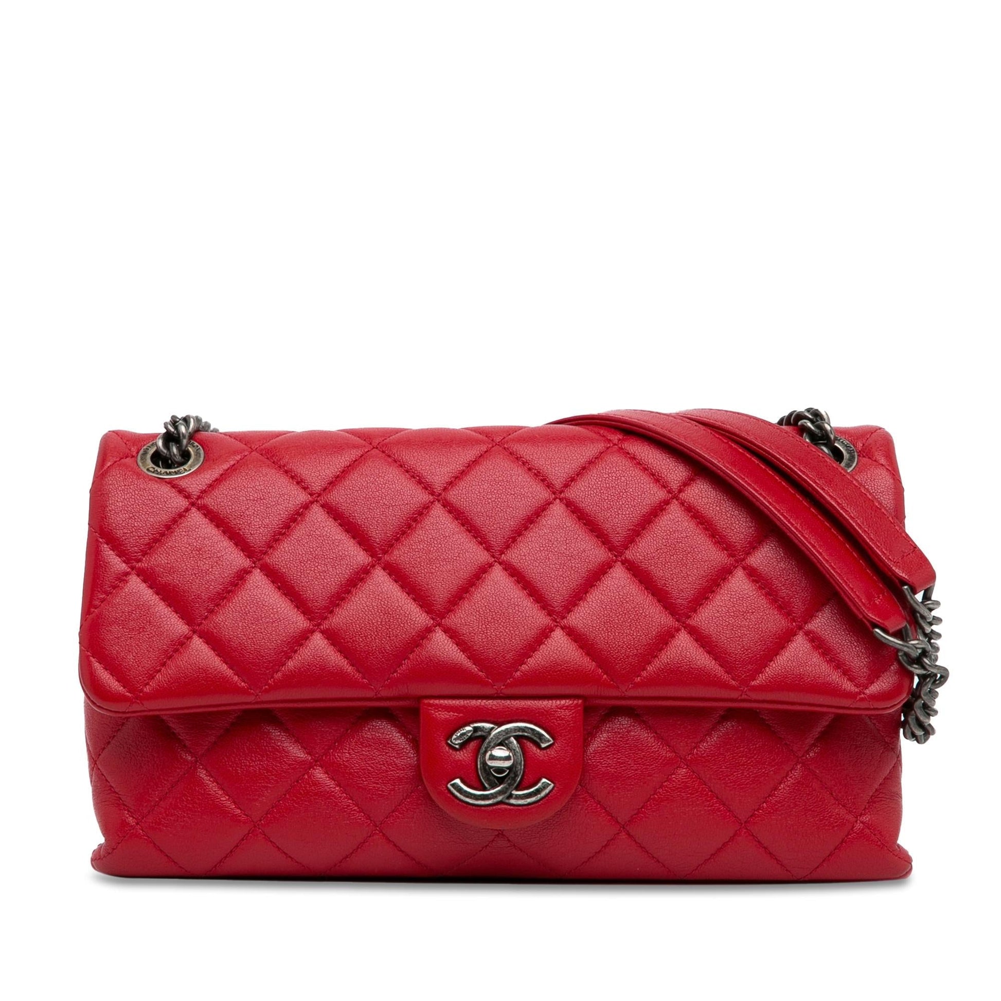 Chanel CC Quilted Lambskin Single Flap (SHG-srjhdn) Shoulder Bag