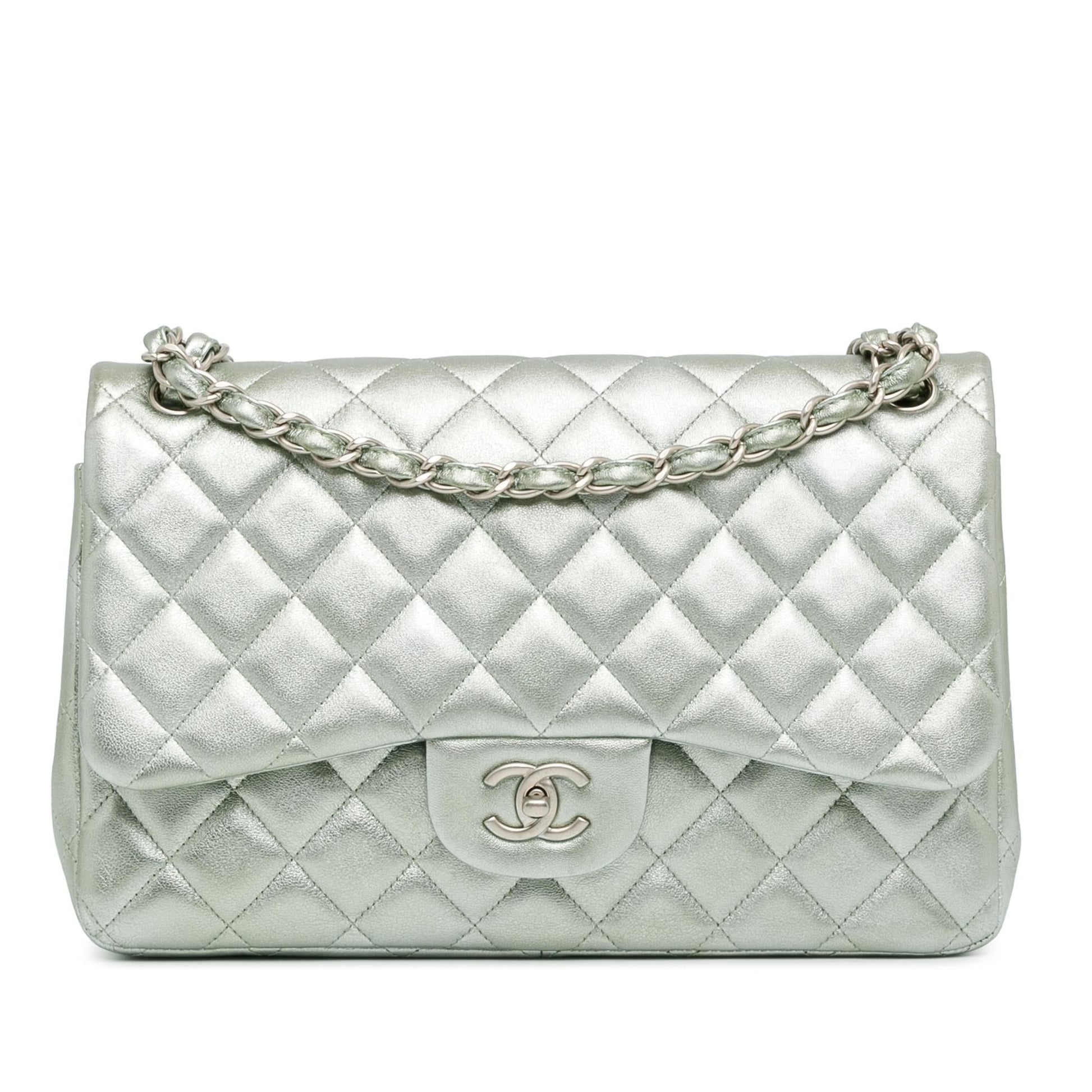 Chanel Jumbo Classic Lambskin Double Flap (SHG-j5p84x) Shoulder Bag