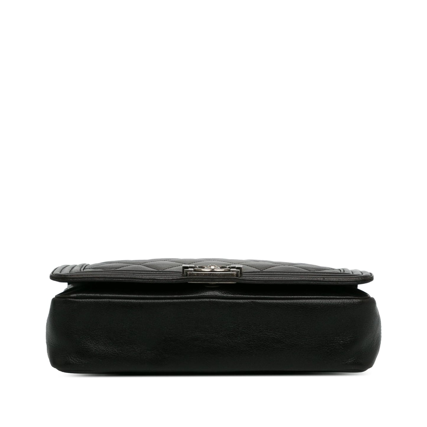 Chanel Large Ombre Calfskin Boy Flap (SHG-hOtY0Z) Crossbody