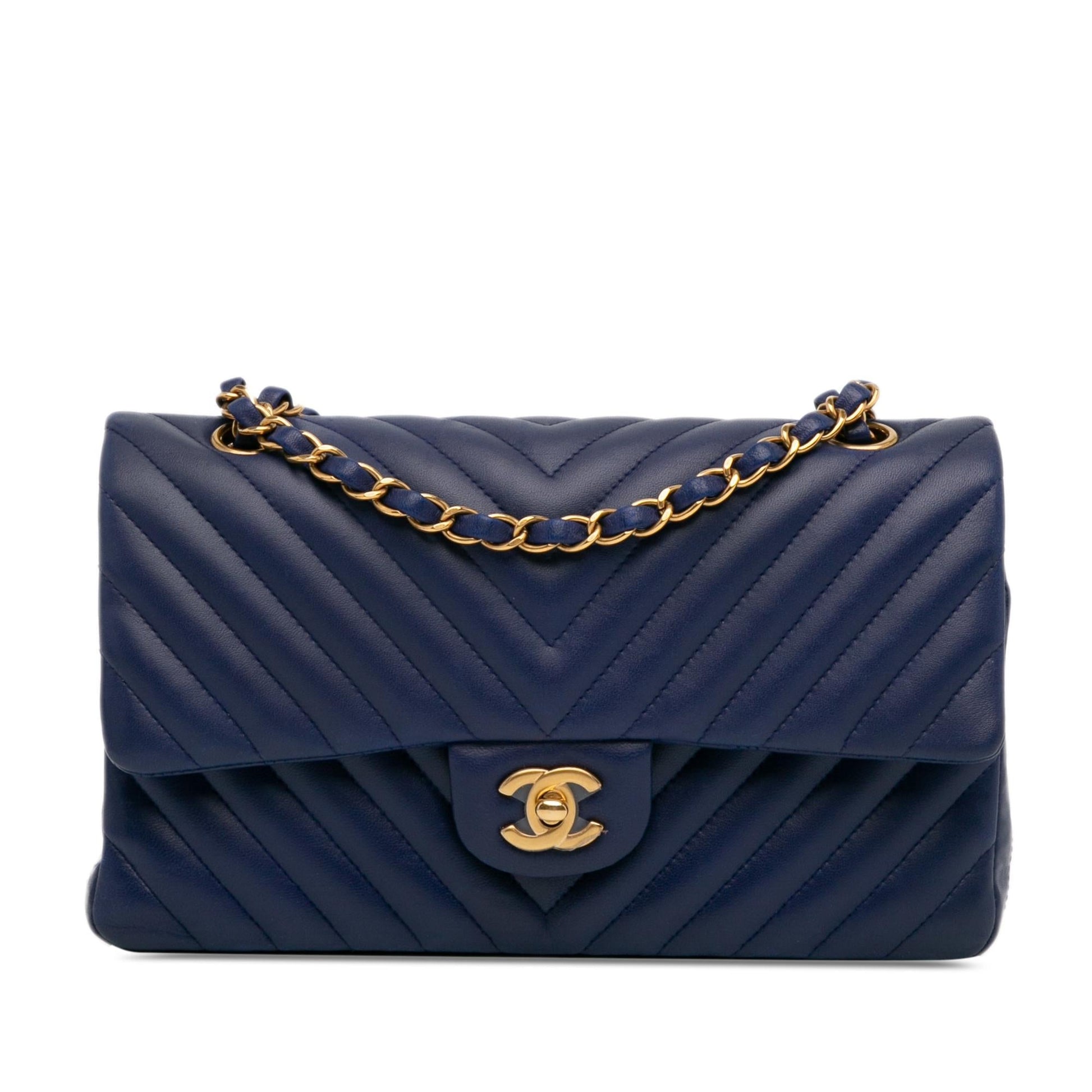 Chanel Medium Classic Chevron Lambskin Double Flap (SHG-HArZHX) Shoulder Bag