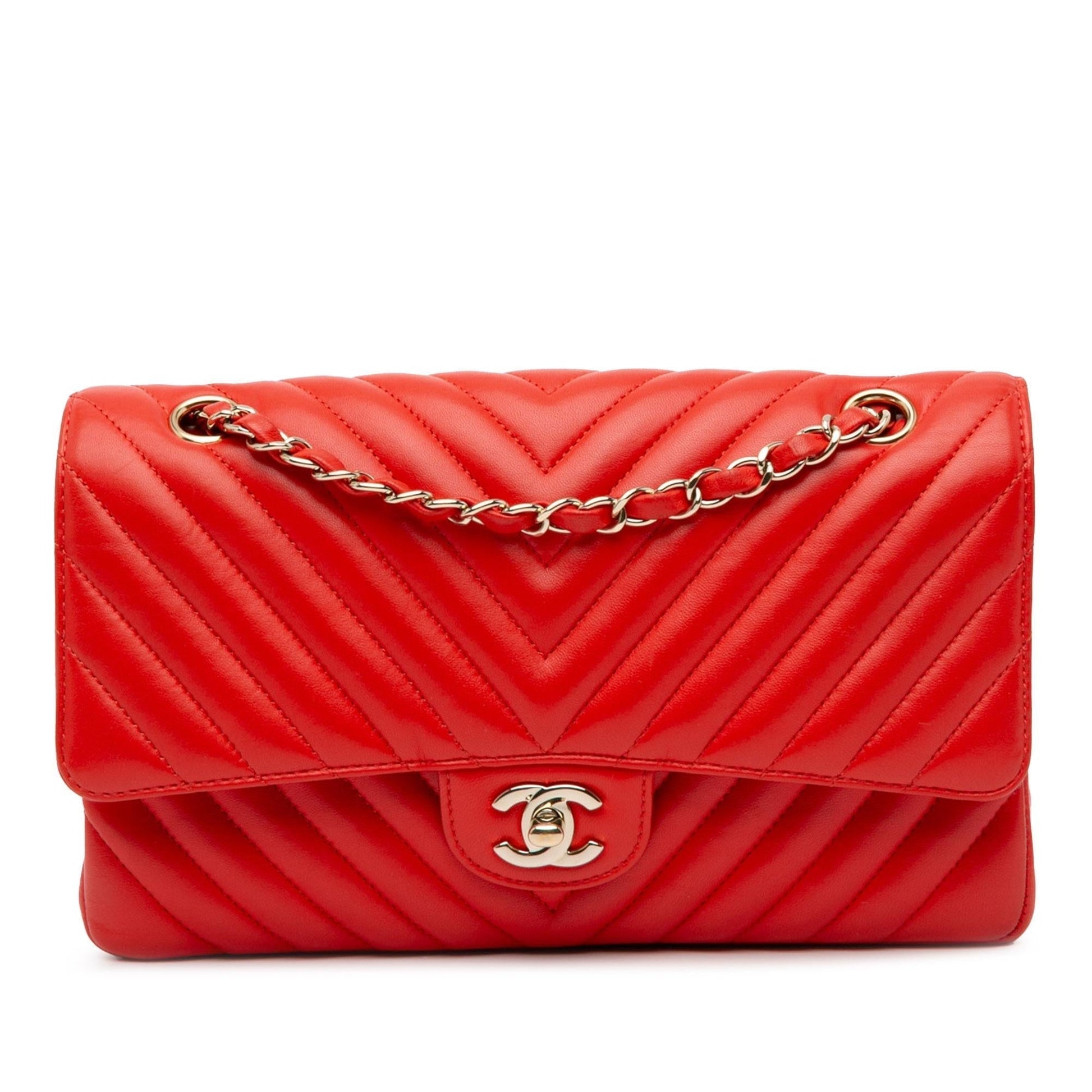 Chanel Medium Classic Chevron Lambskin Double Flap (SHG-PfQlYr) Shoulder Bag