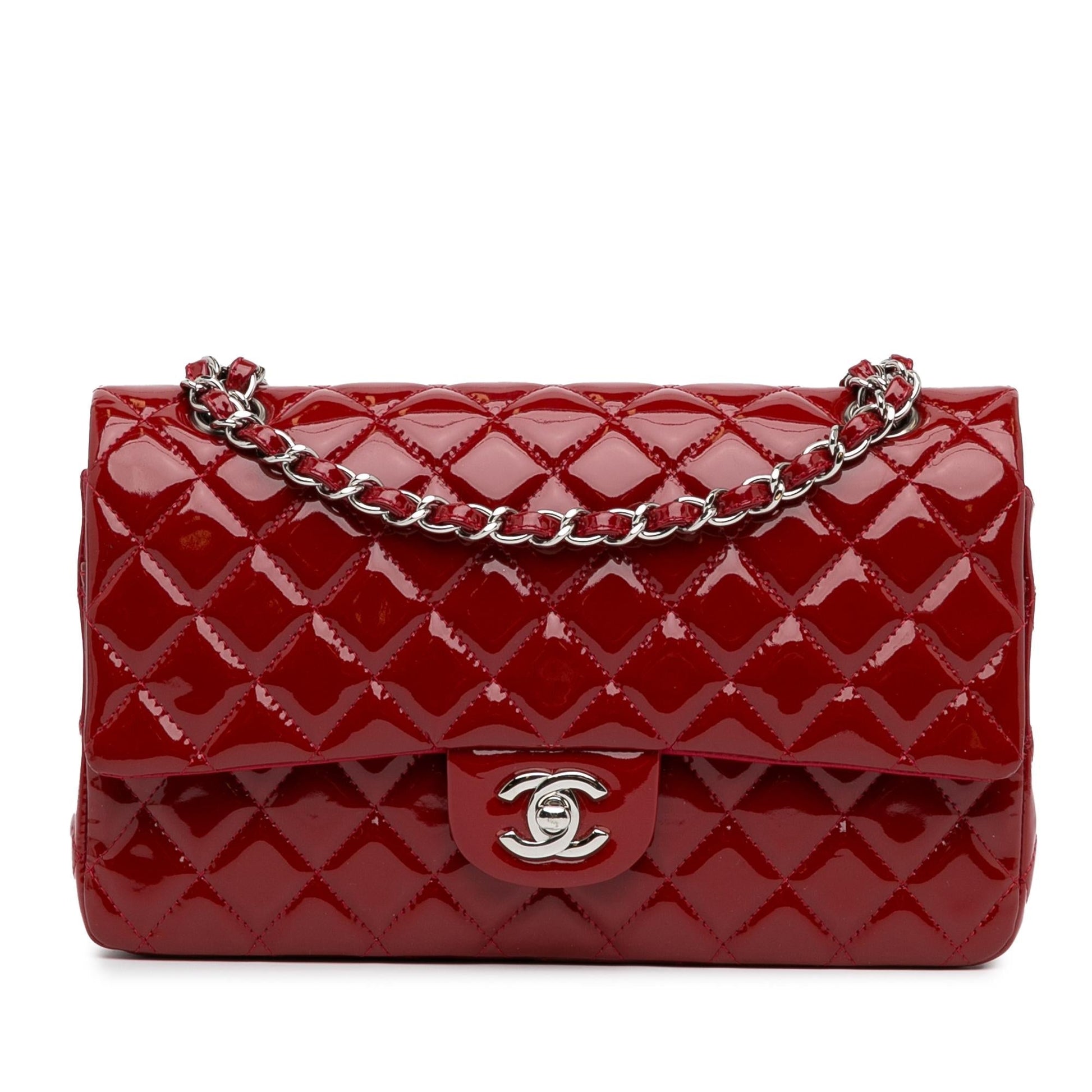 Chanel Medium Classic Patent Double Flap (SHG-aWKJWo) Shoulder Bag