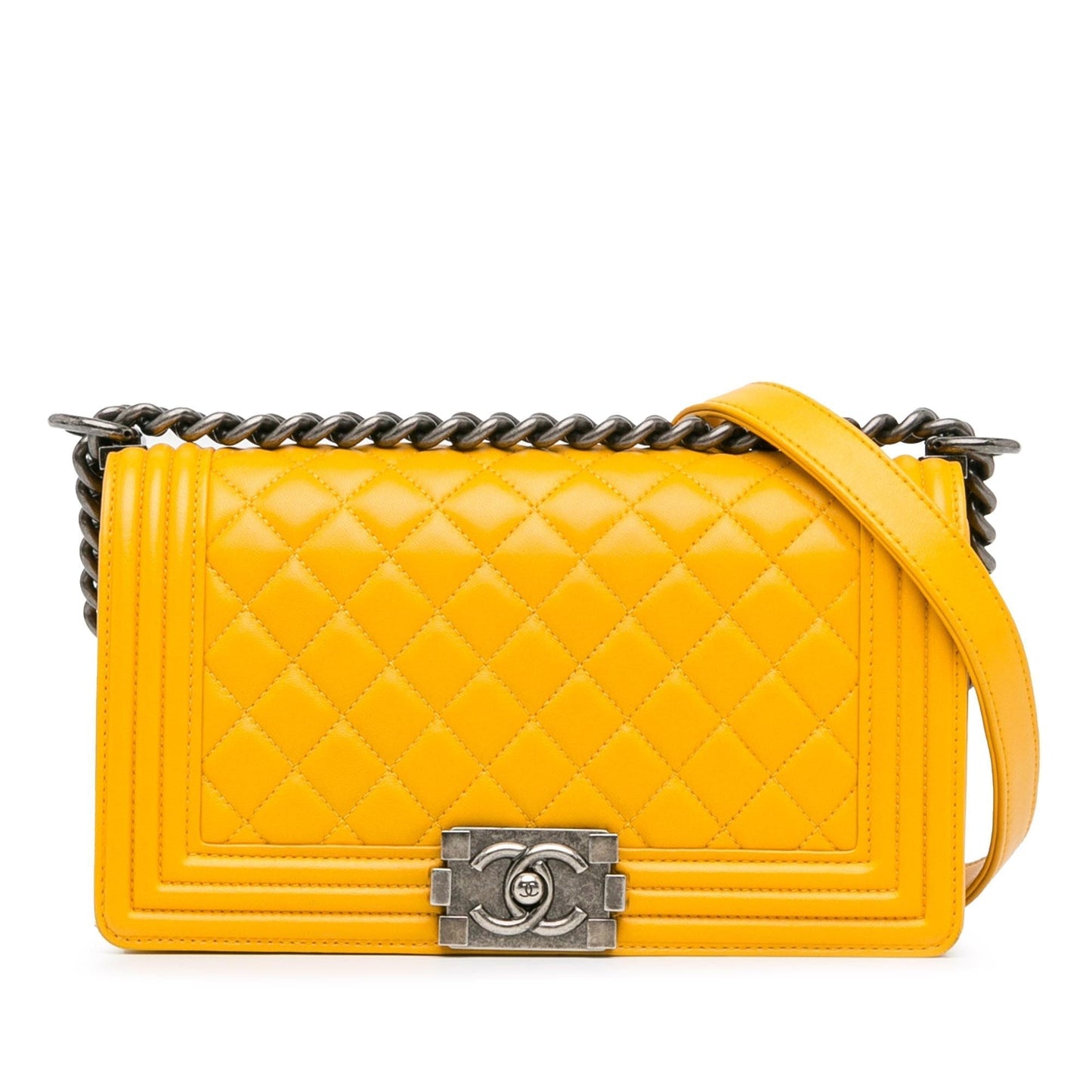Chanel Medium Lambskin Boy Flap (SHG-k3eNsN) Crossbody