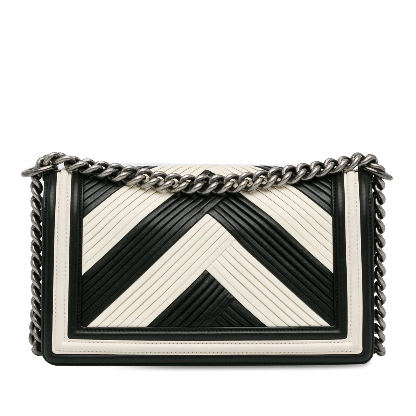 Chanel Medium Pleated Calfskin Boy In Rome Flap (SHG-DQWgfZ) Crossbody