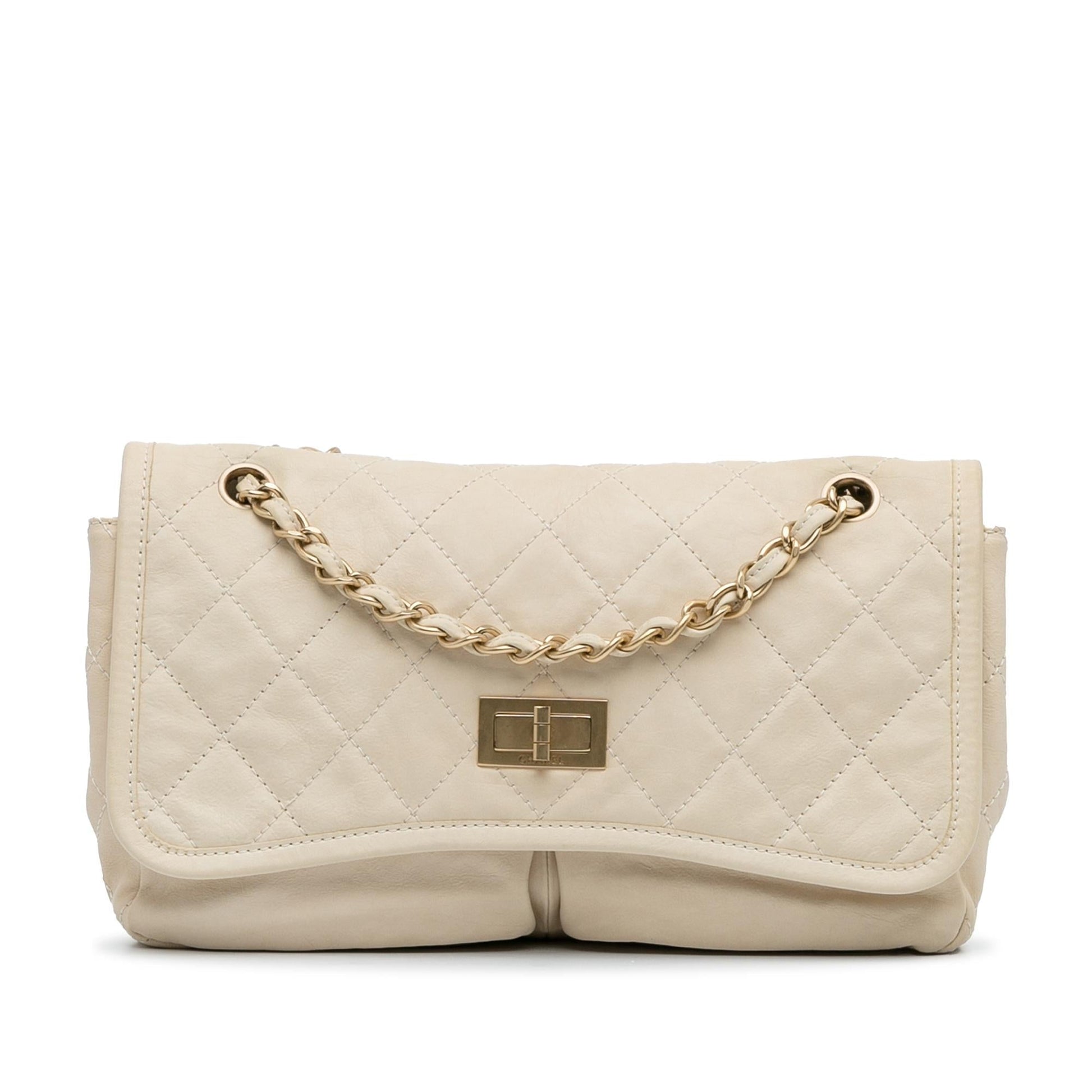 Chanel Natural Beauty Split Pocket (SHG-EsYCmM) Shoulder Bag