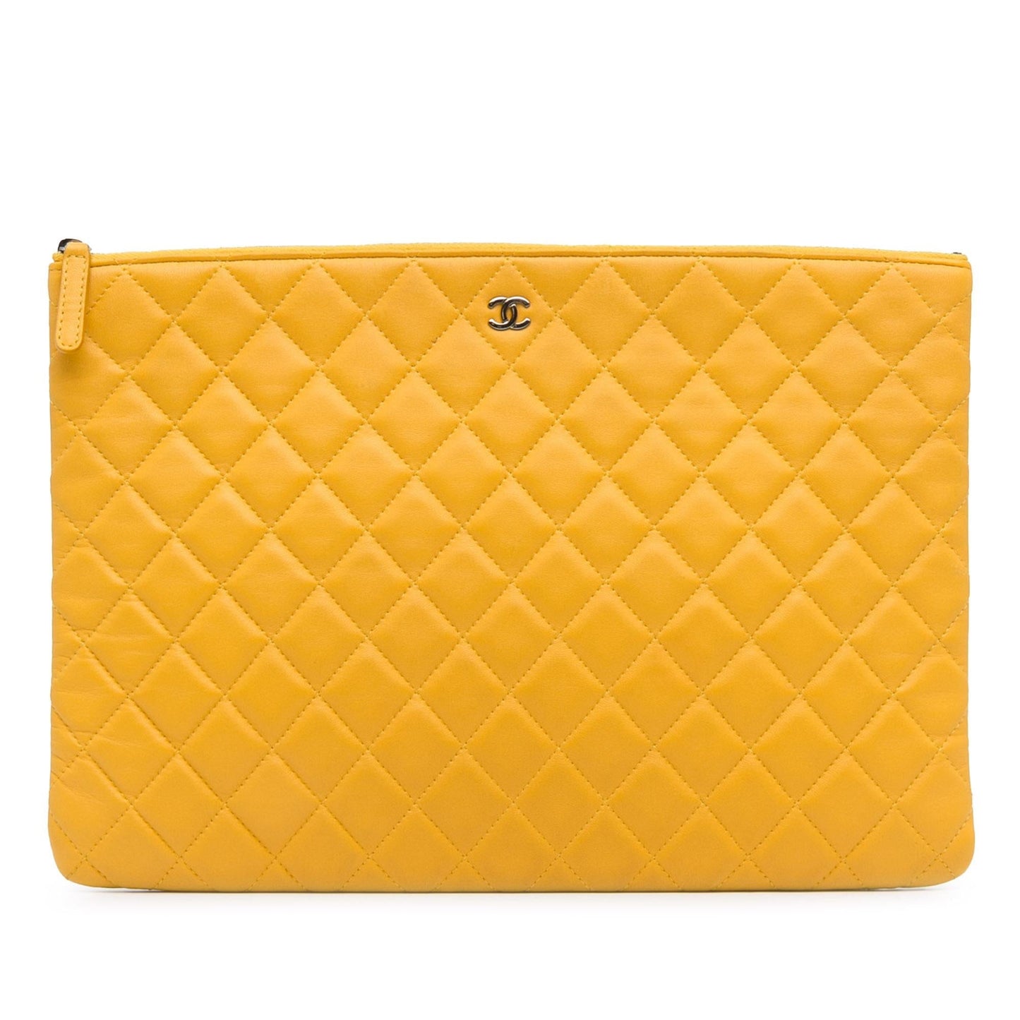 Chanel Quilted Lambskin O Case Clutch (SHG-d1f50a)