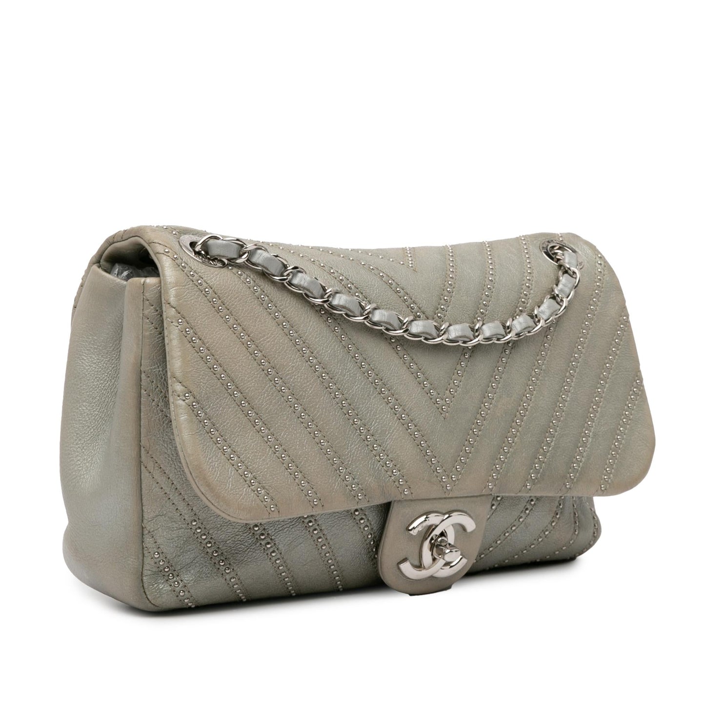 Chanel Small Chevron Calfskin Stud Wars Flap (SHG-l15TVk) Crossbody