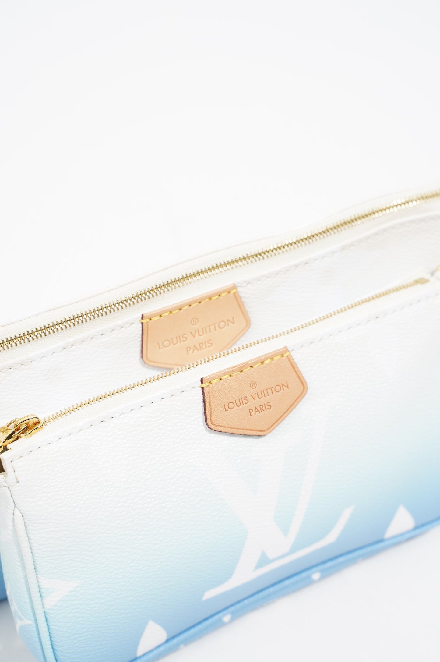 Louis Vuitton Womens Multi Pochette By The Pool Clutch