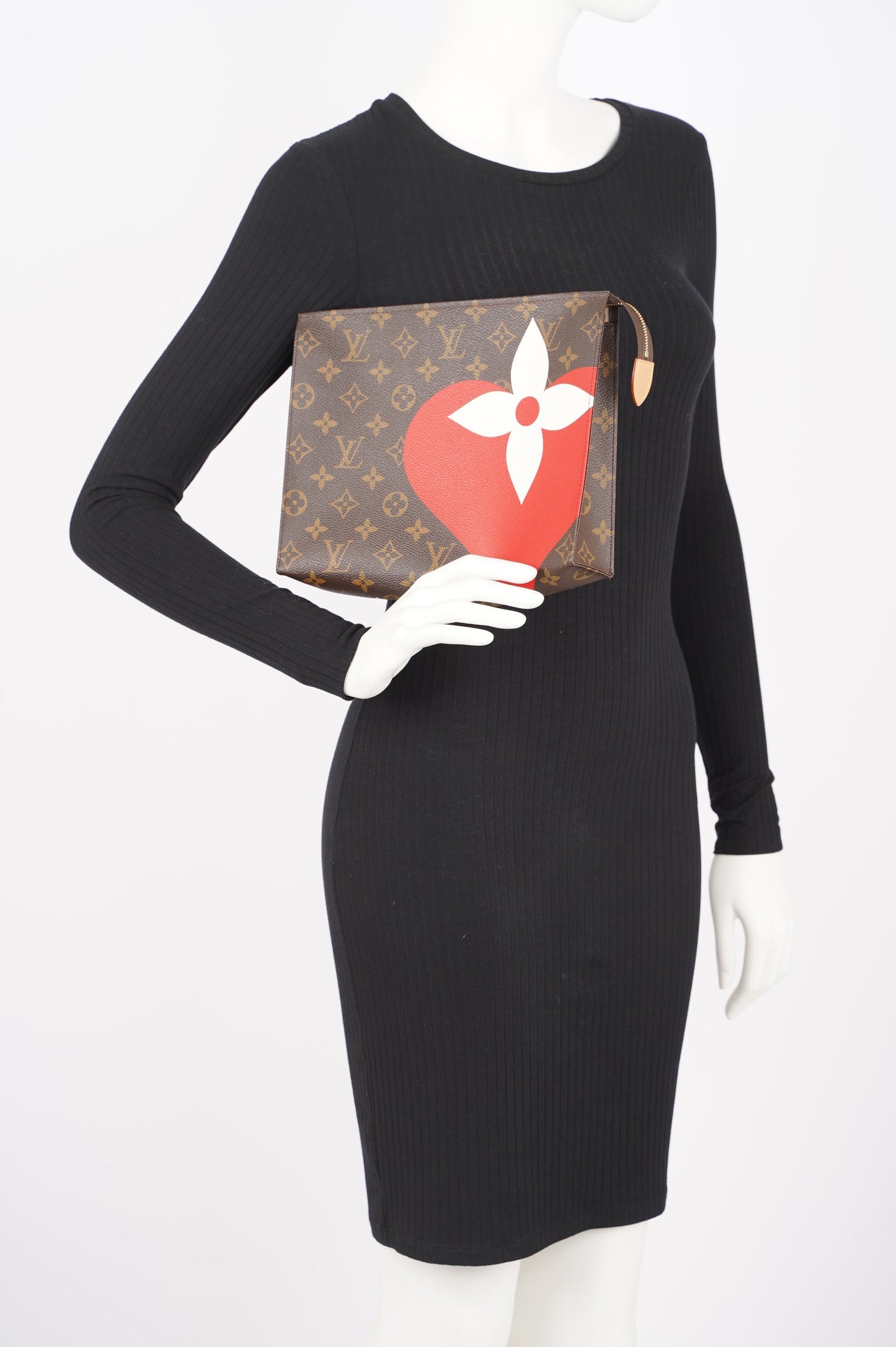 Louis Vuitton Womens Game On Toiletry 26 Pouch Monogram Canvas Clutch