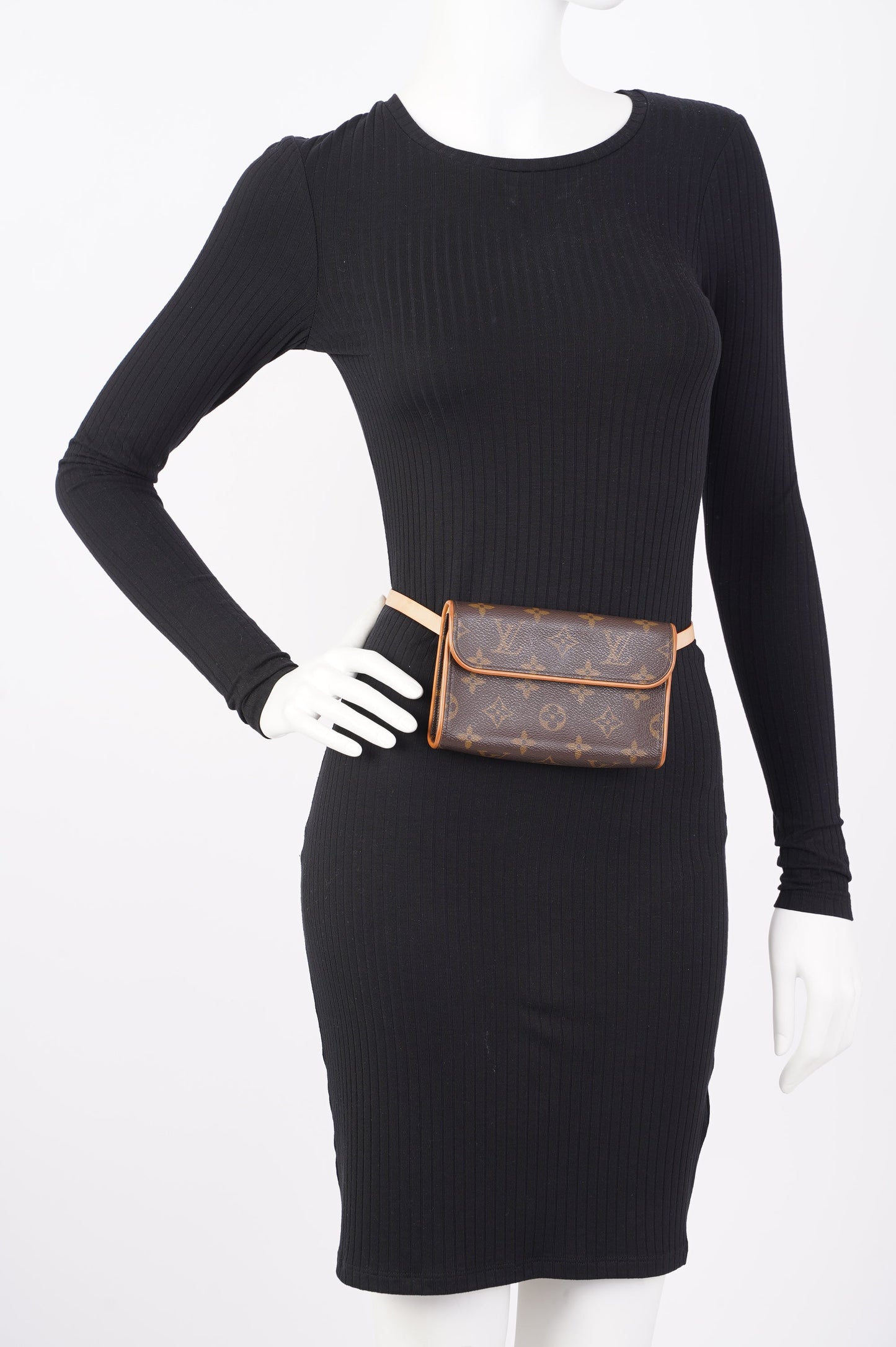 Louis Vuitton Pochette Florentine Monogram Canvas Clutch