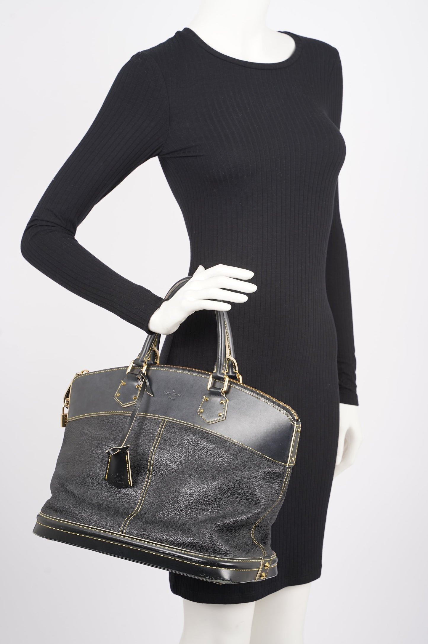 Louis Vuitton Womens Suhali Lockit Bag Black MM
