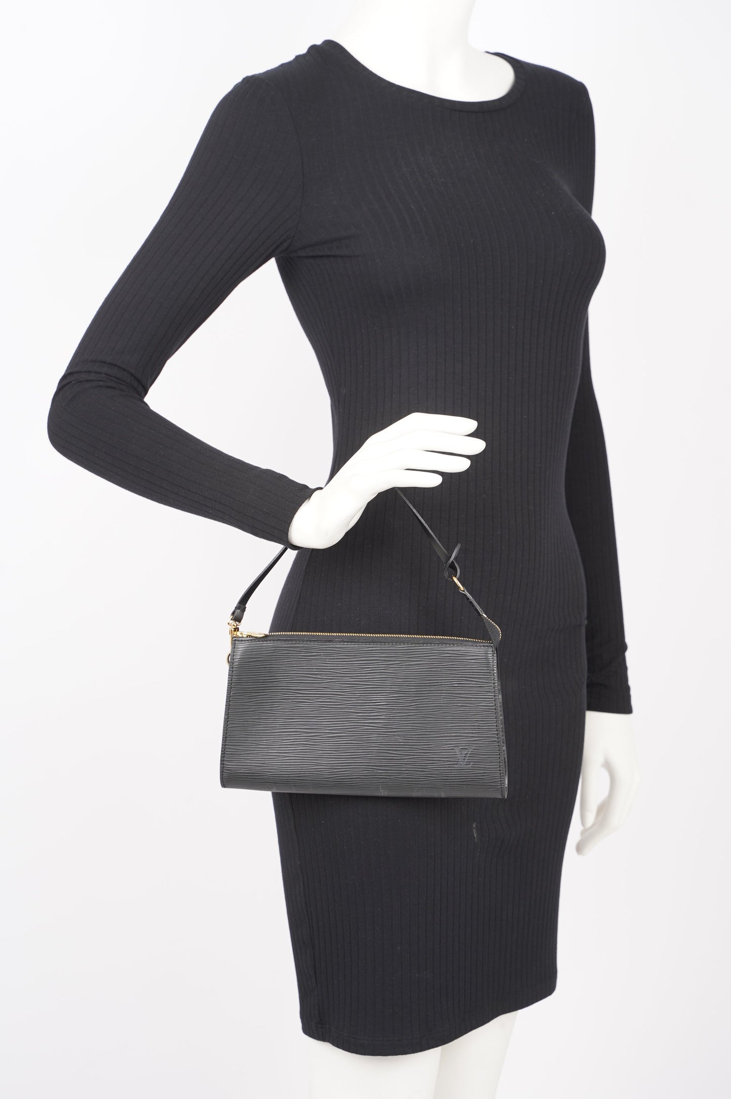 Louis Vuitton Womens Pochette Black Epi Leather Clutch