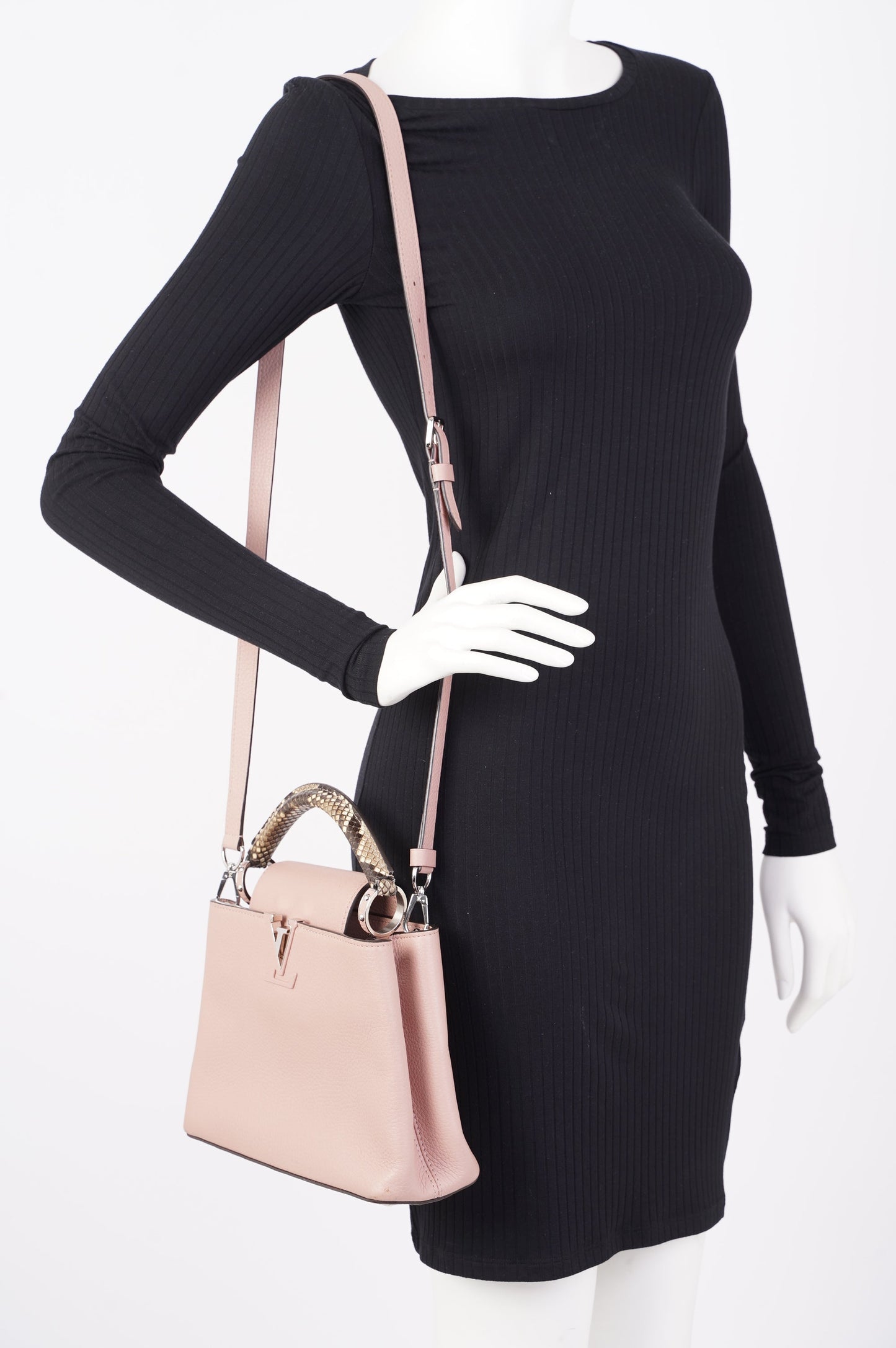 Louis Vuitton Capucines Pink Leather BB Handbag
