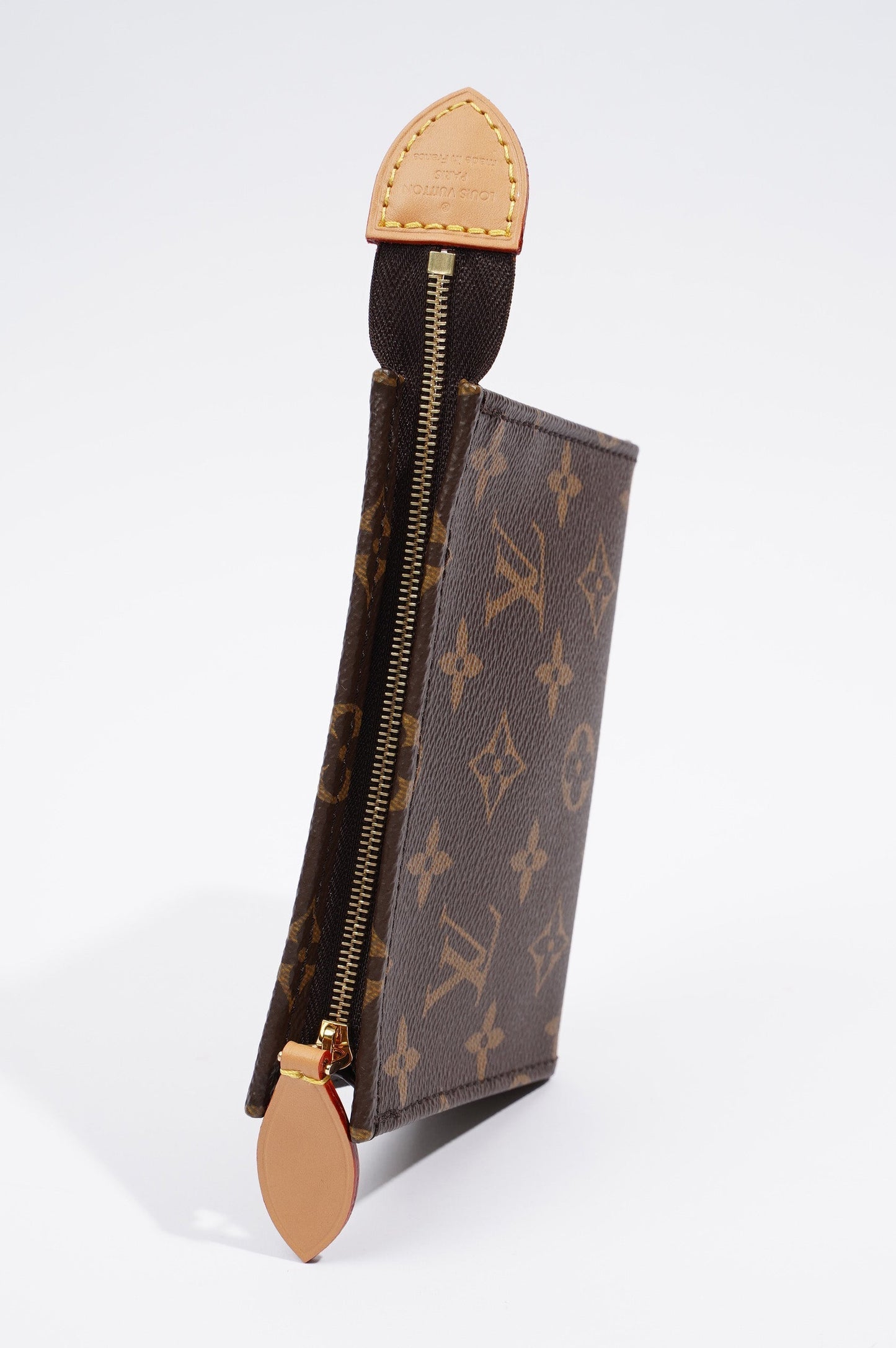 Louis Vuitton Womens LV Pouch on Chain Monogram Canvas Clutch