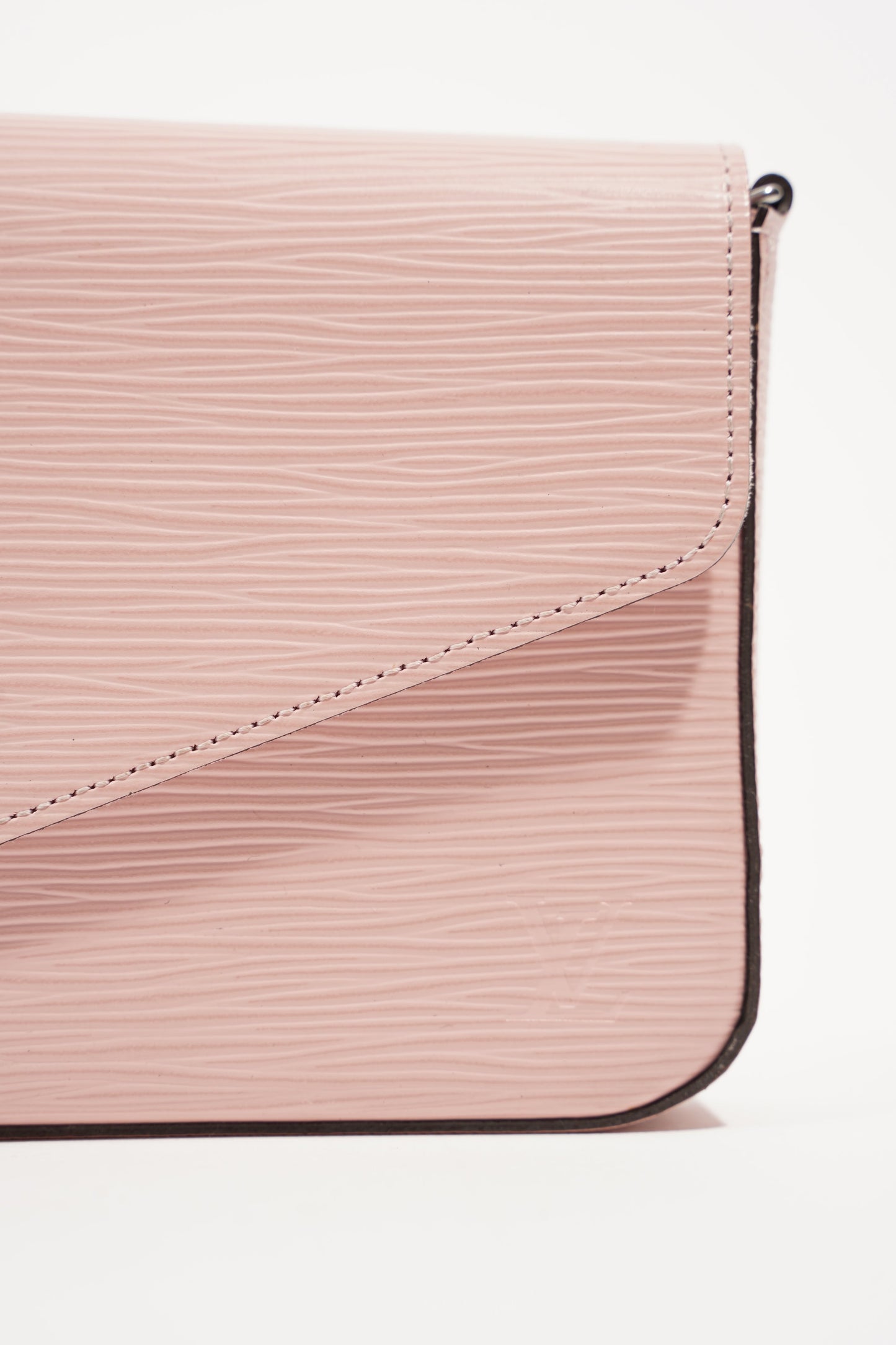 Louis Vuitton Womens Pochette Felicie Rose Epi Leather Clutch