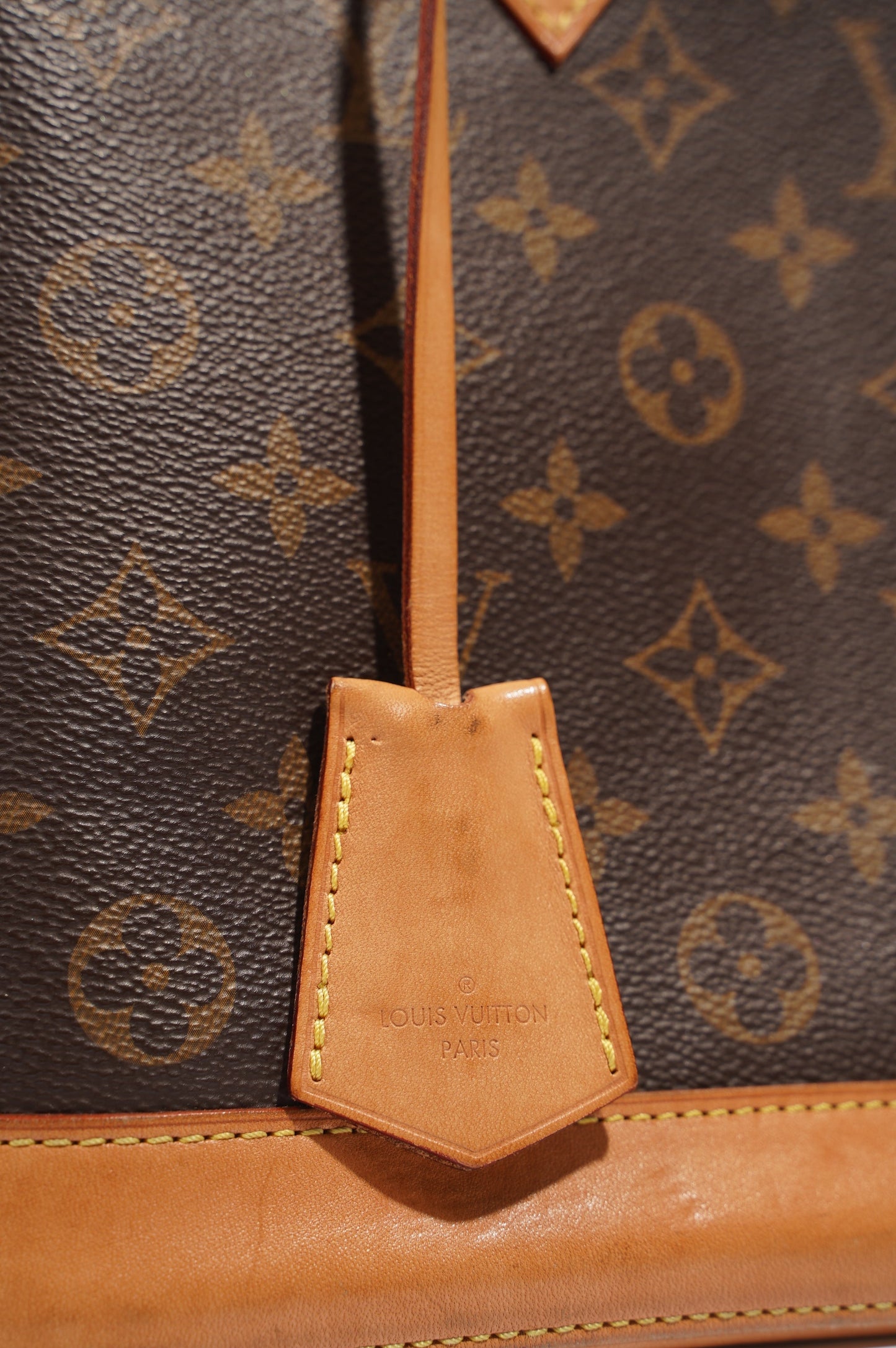 Louis Vuitton Womens Alma Monogram PM Handbag