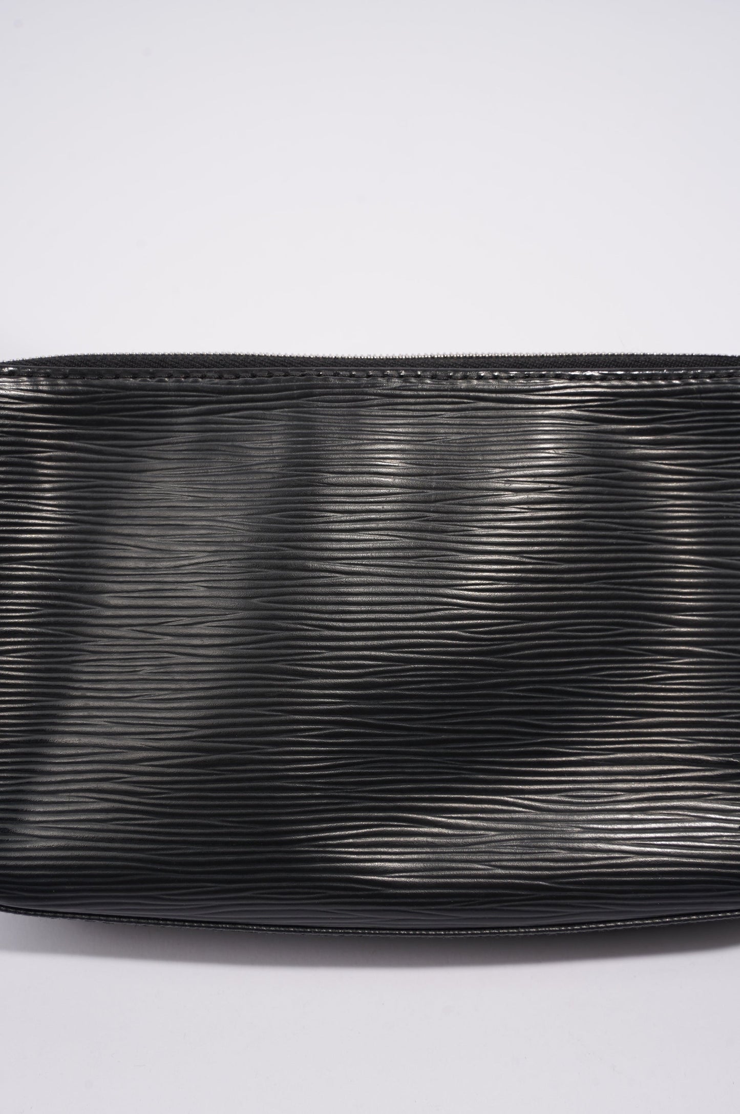 Louis Vuitton Pochette Accessorie Bag Black Epi Leather
