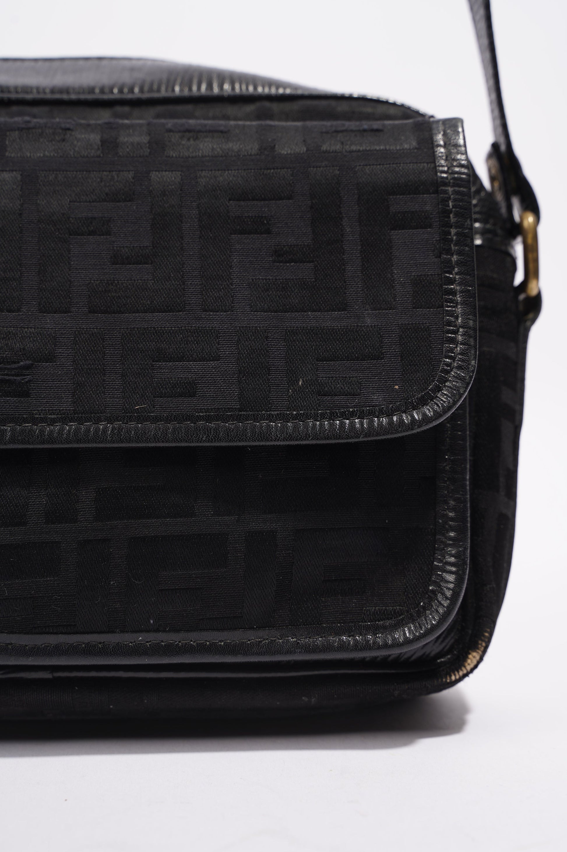 Fendi Womens Cloth Crossbody Black