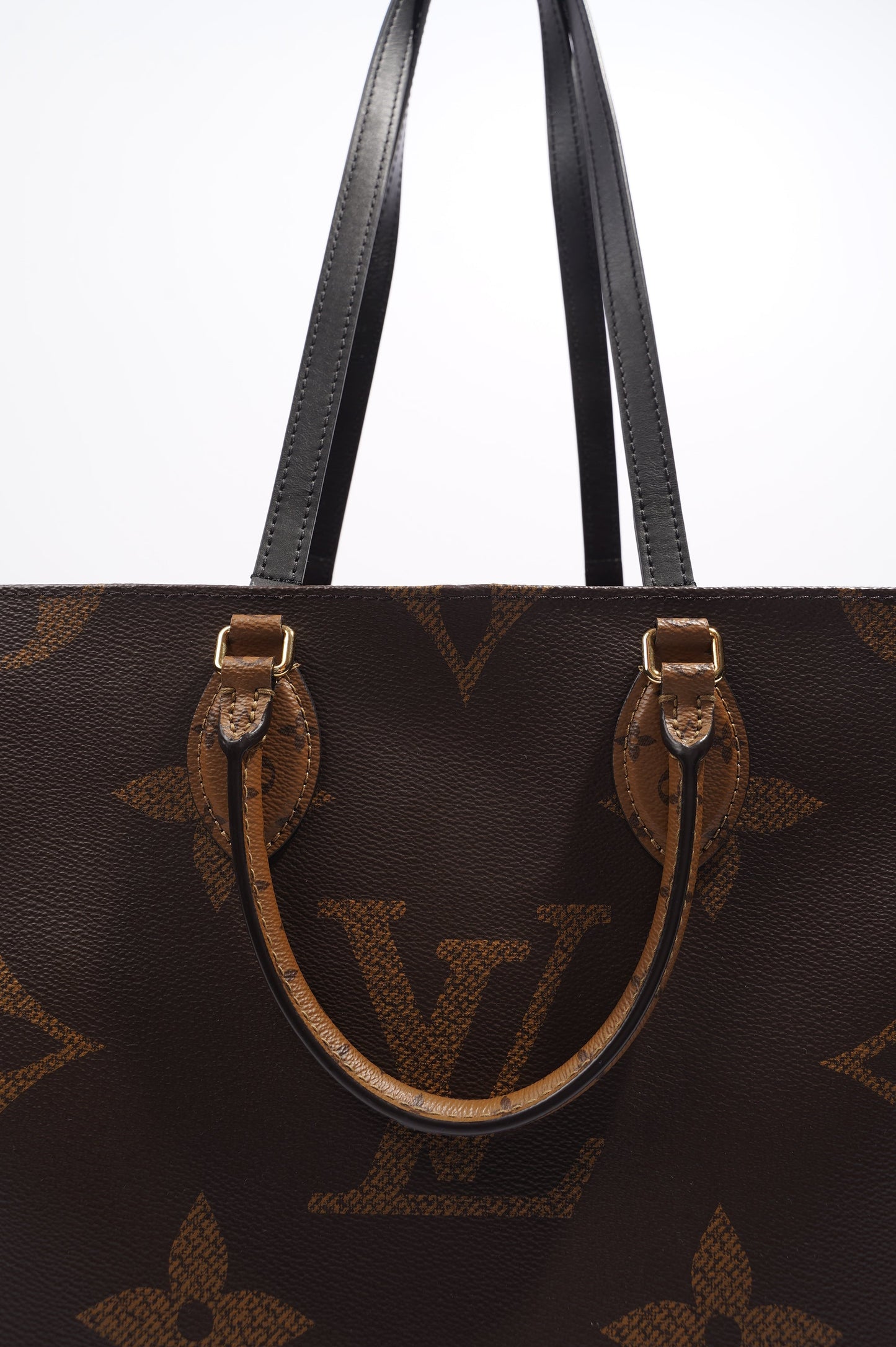 Louis Vuitton OnTheGo Bag Reversed Monogram Canvas MM