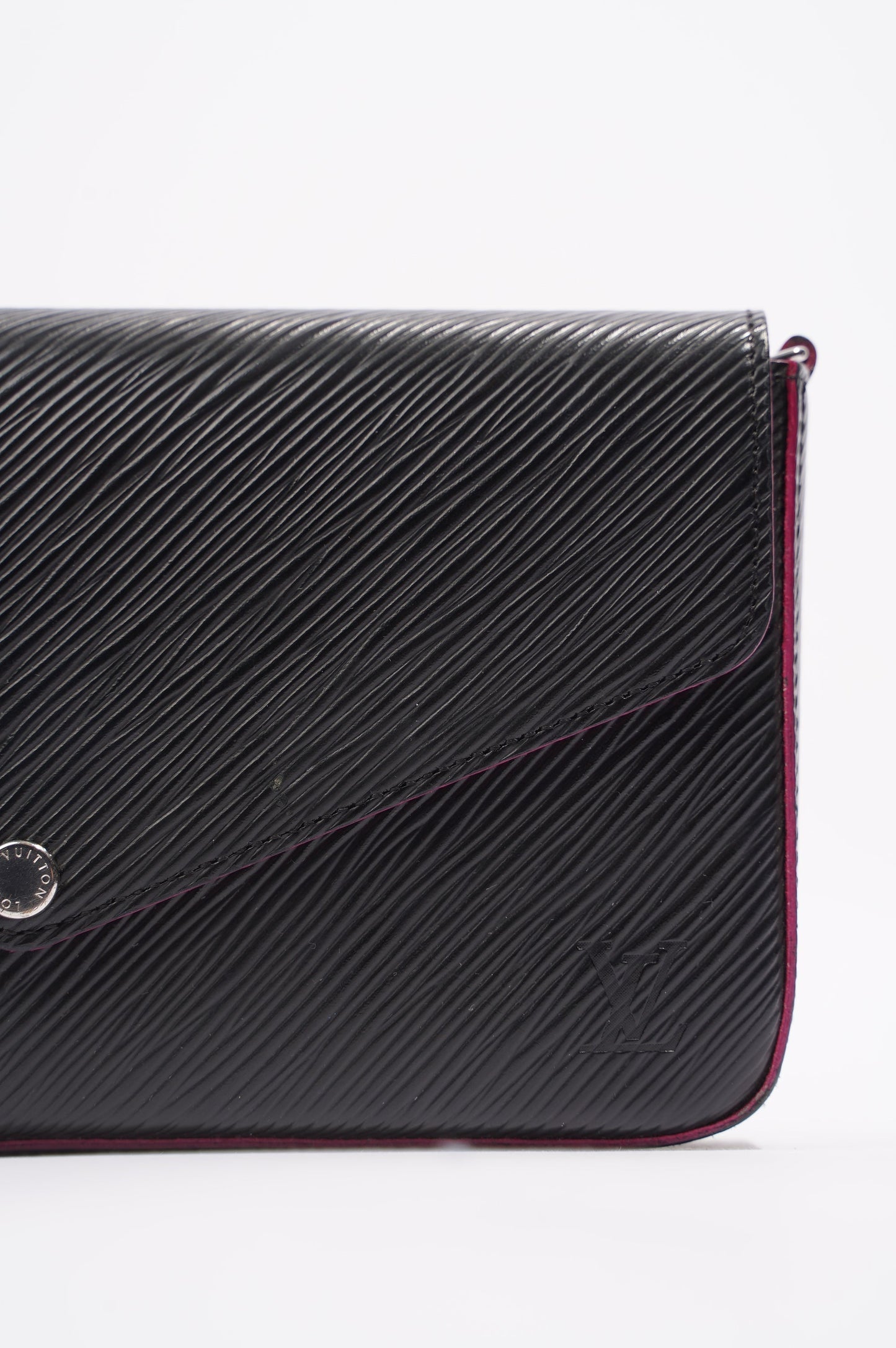 Louis Vuitton Womens Felicie Pochette Black Epi Leather Clutch