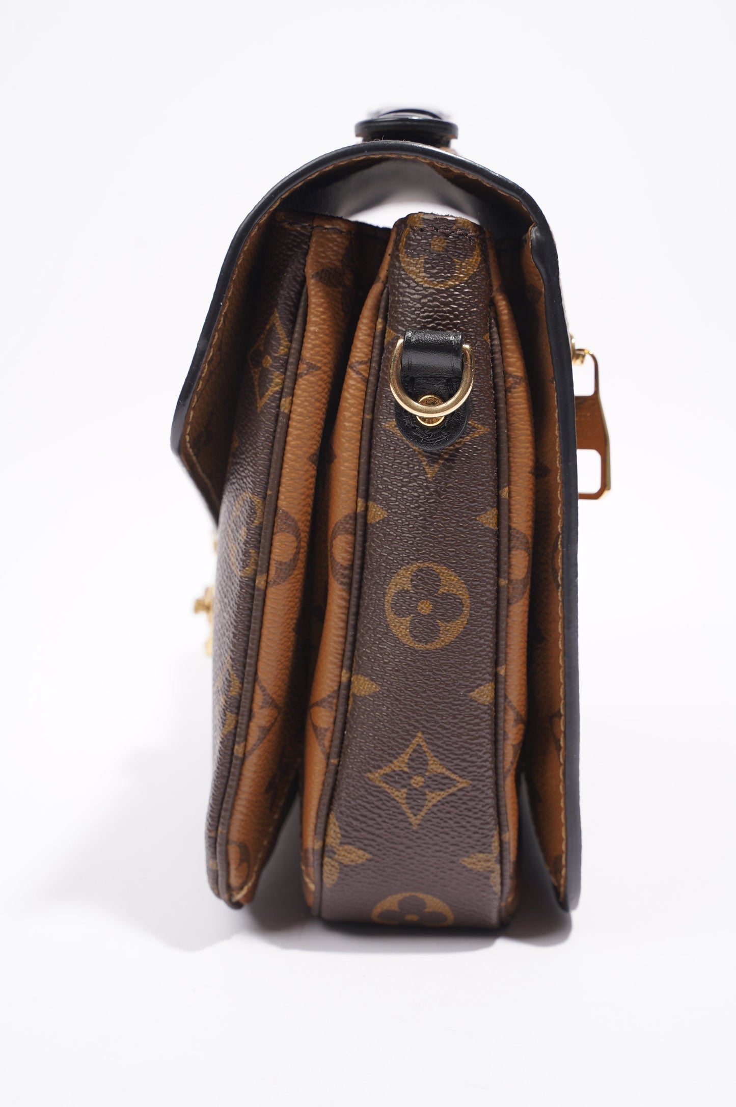 Louis Vuitton Womens Pochette Metis Reverse Monogram Canvas Clutch