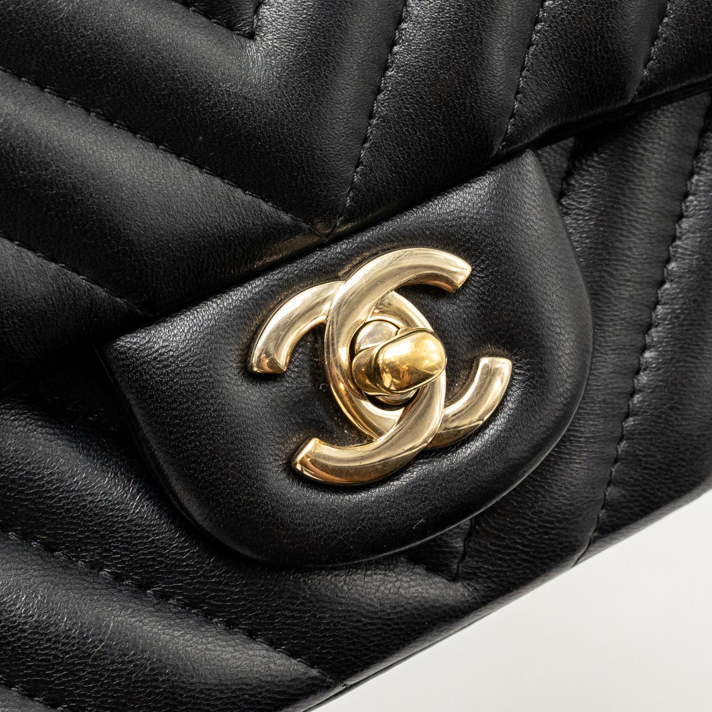 Chanel Mini Rectangular Flap Bag Chevron Lambskin Black L
