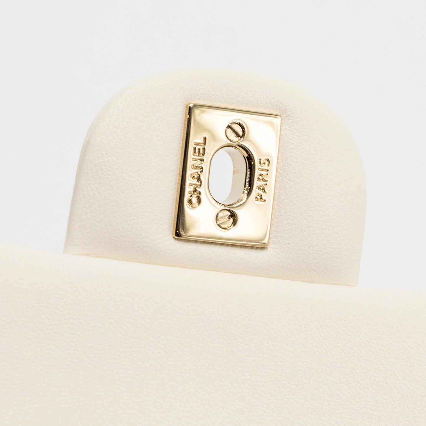 Chanel Mini Rectangular Flap Bag Lambskin White L (microchip)