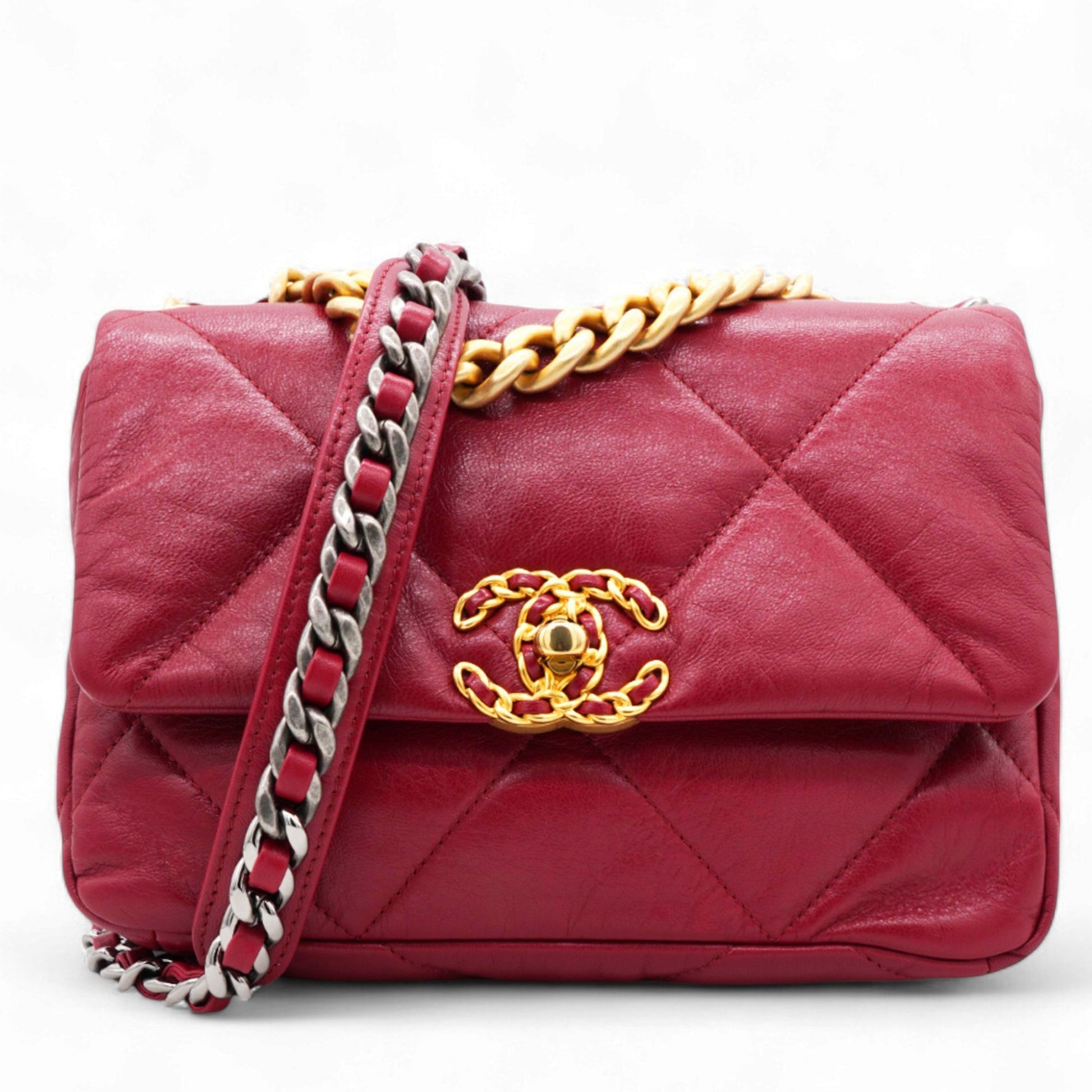 Lambskin Quilted Medium Chanel 19 Flap Red Shoulder Bag