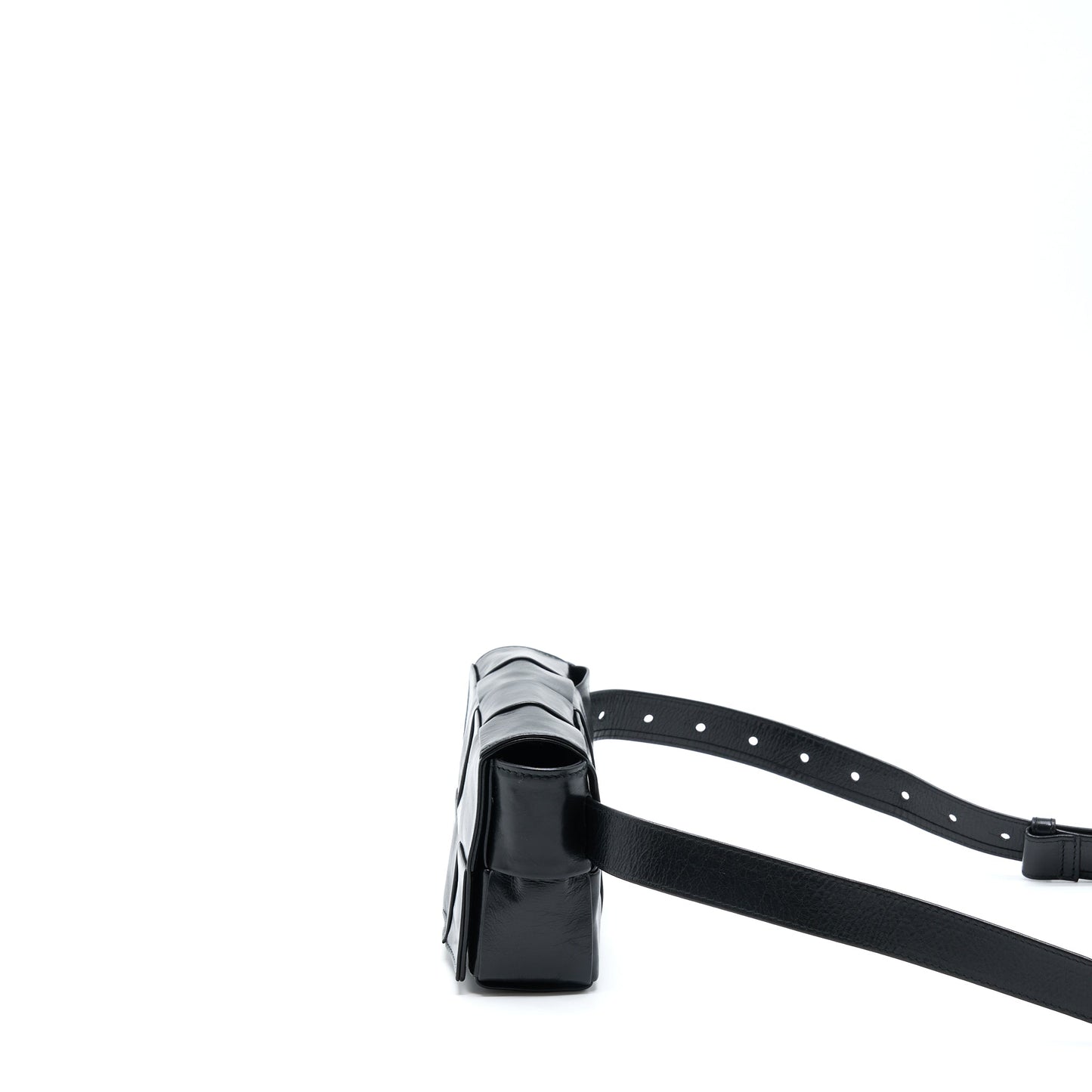 Bottega Veneta Cassette Belt Purse Calfskin Black