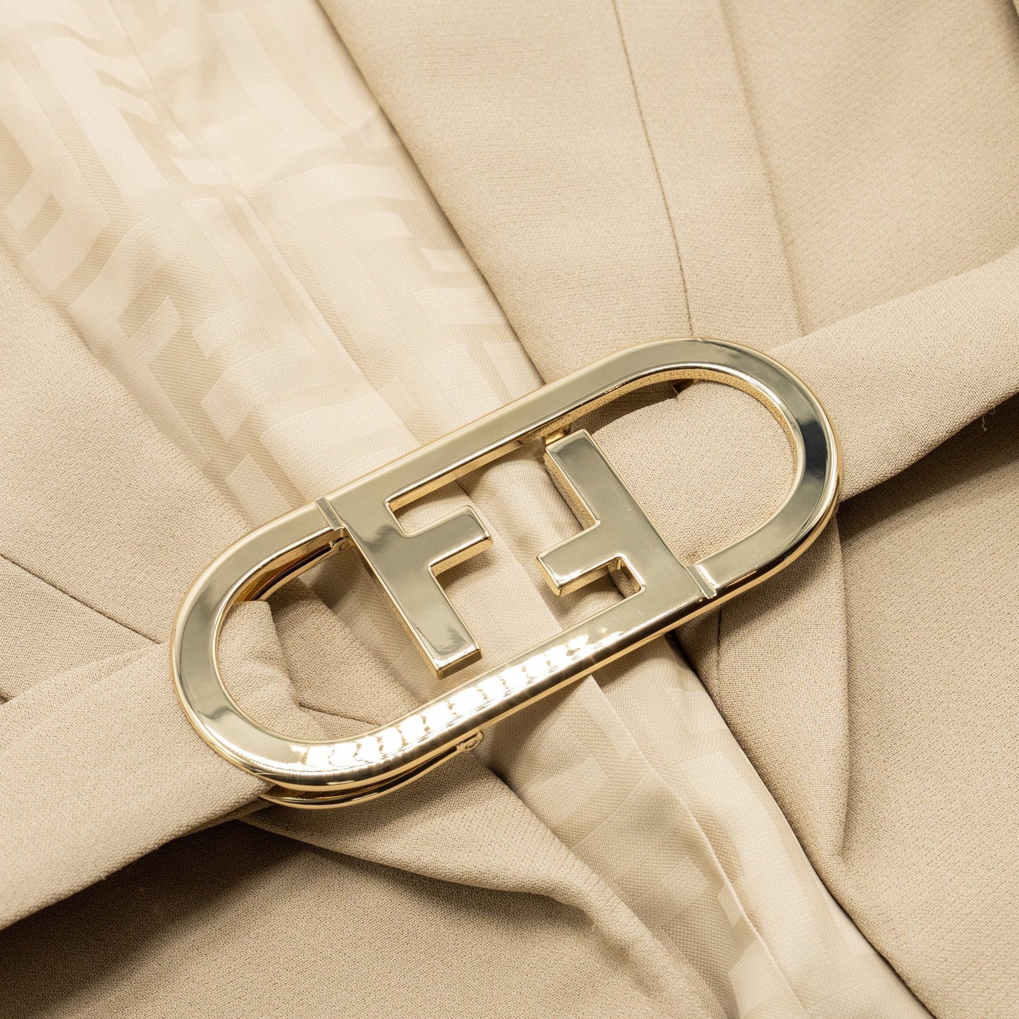 Fendi size 34 jacket silk/viscose/polyamide beige