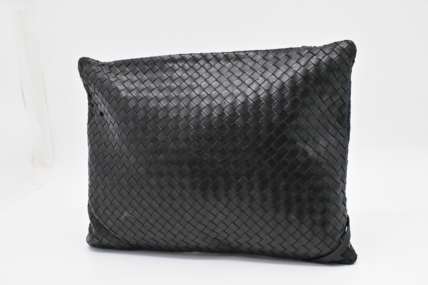 Bottega Veneta Pouch in Black Intrecciato Leather