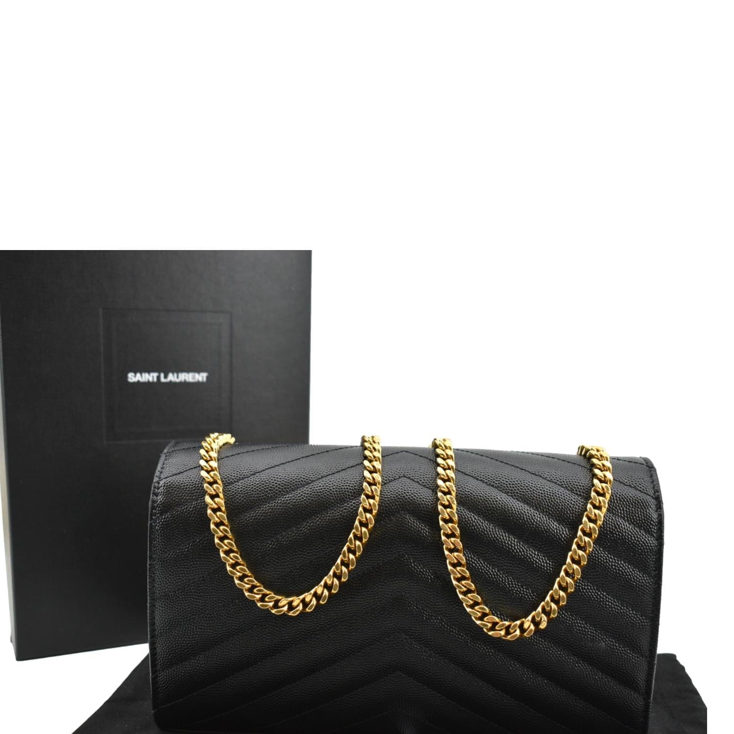 YVES SAINT LAURENT Chevron Grain De Poudre Envelope Chain Bag Black -