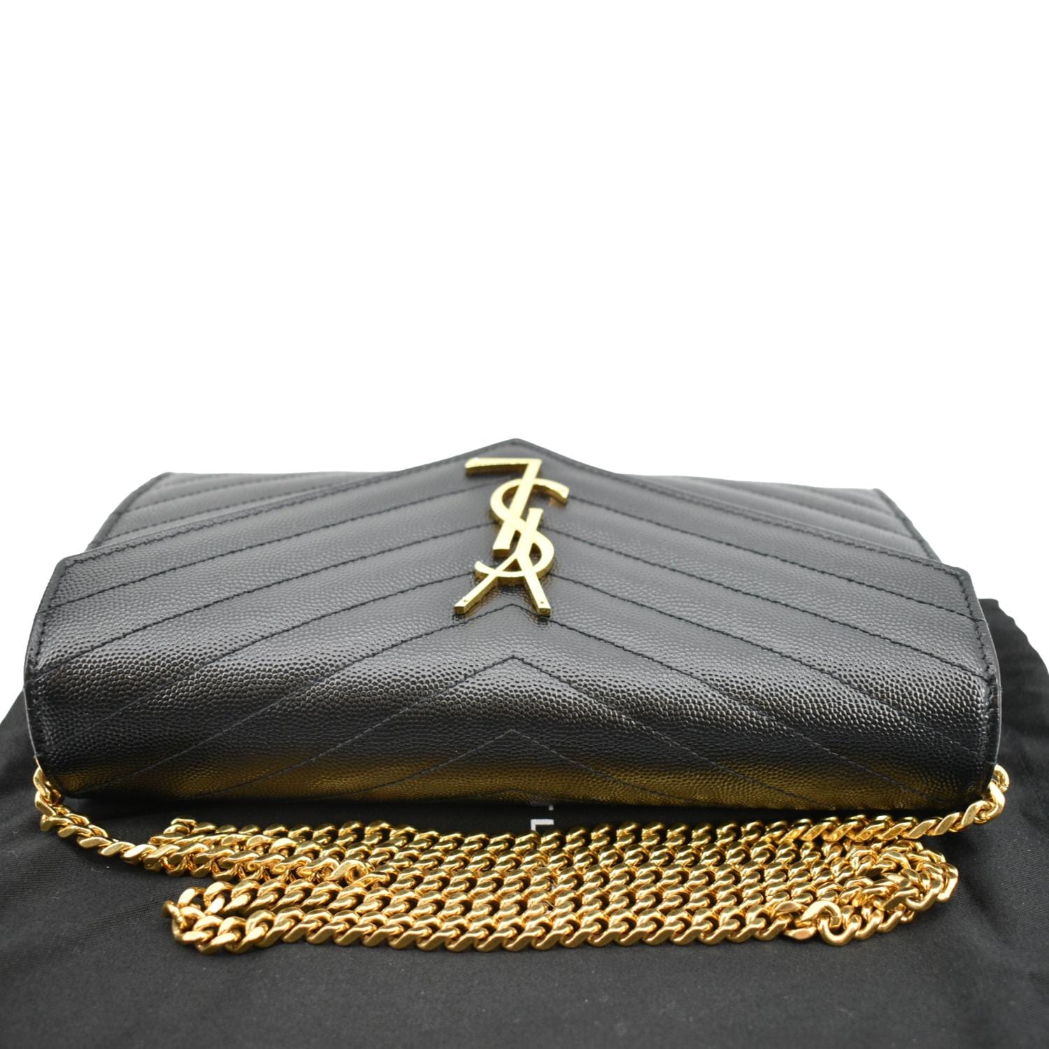 YVES SAINT LAURENT Chevron Grain De Poudre Envelope Chain Bag Black -