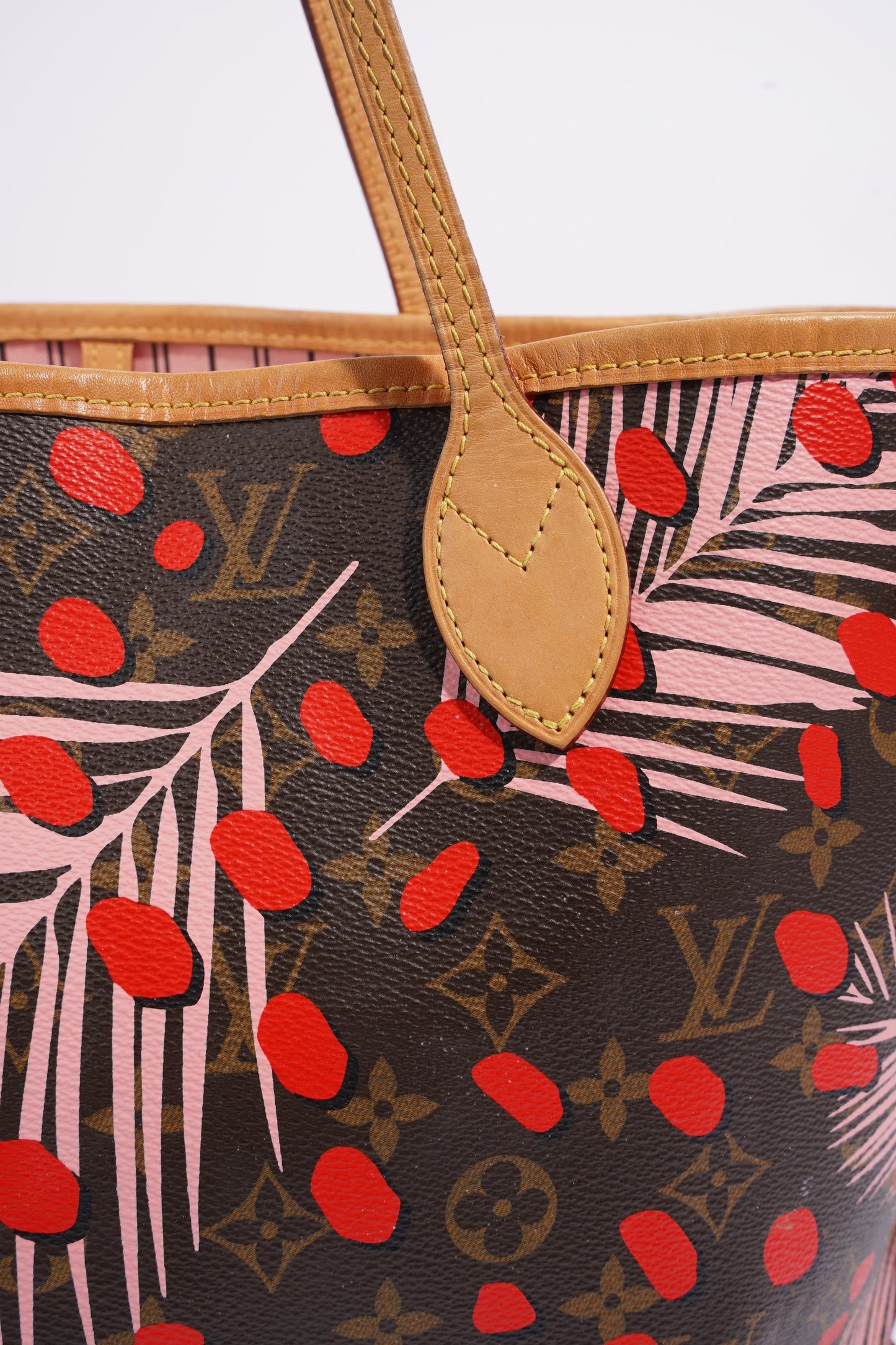 Louis Vuitton Limited Edition Sugar Pink Poppy Monogram Jungle Neverfull Monogram / Pink / Red Coated Canvas MM Tote