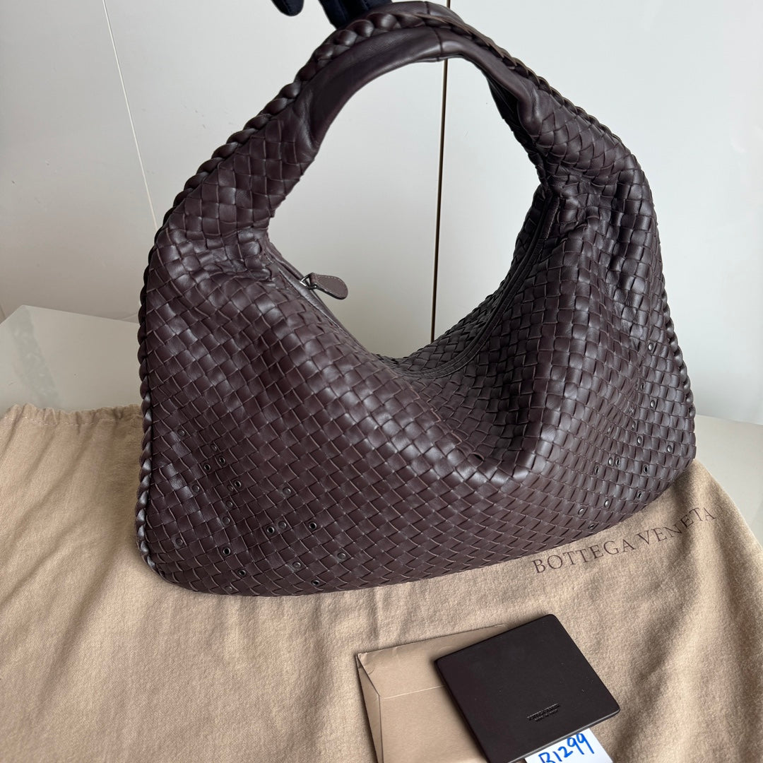 Bottega Veneta Hobo Bag Large Dark Chocolate Brown Lambskin with Studs 47cm