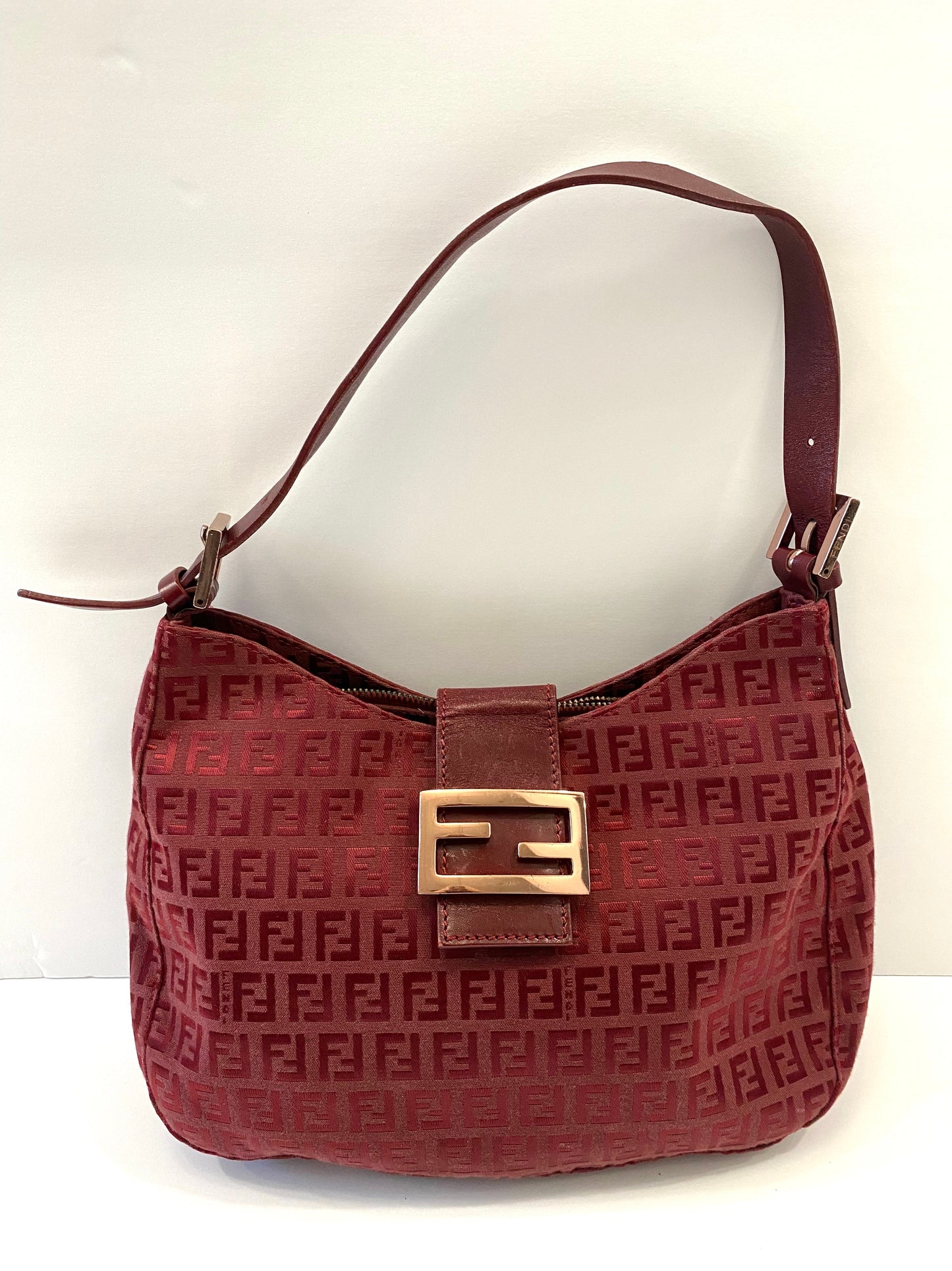 FENDI   ZUCCHINO MAMA BAGUETTE SHOULDER BAG