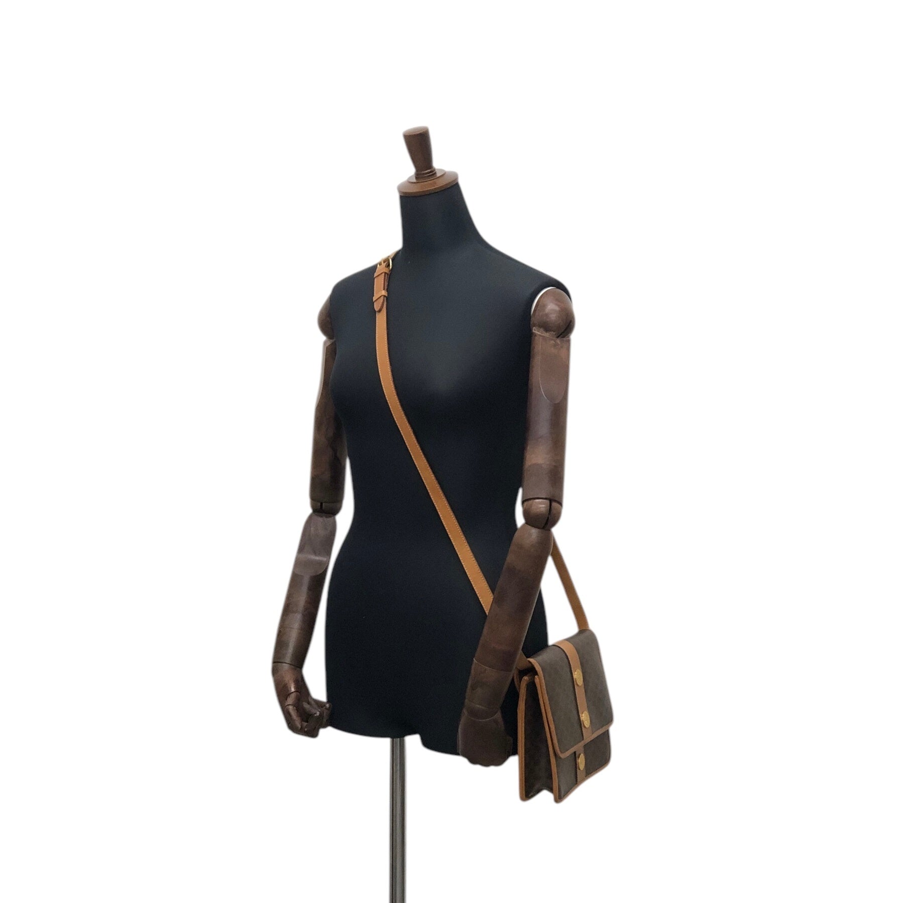 CELINE Macadam Medal Motif Shoulder bag Brown tab6bn