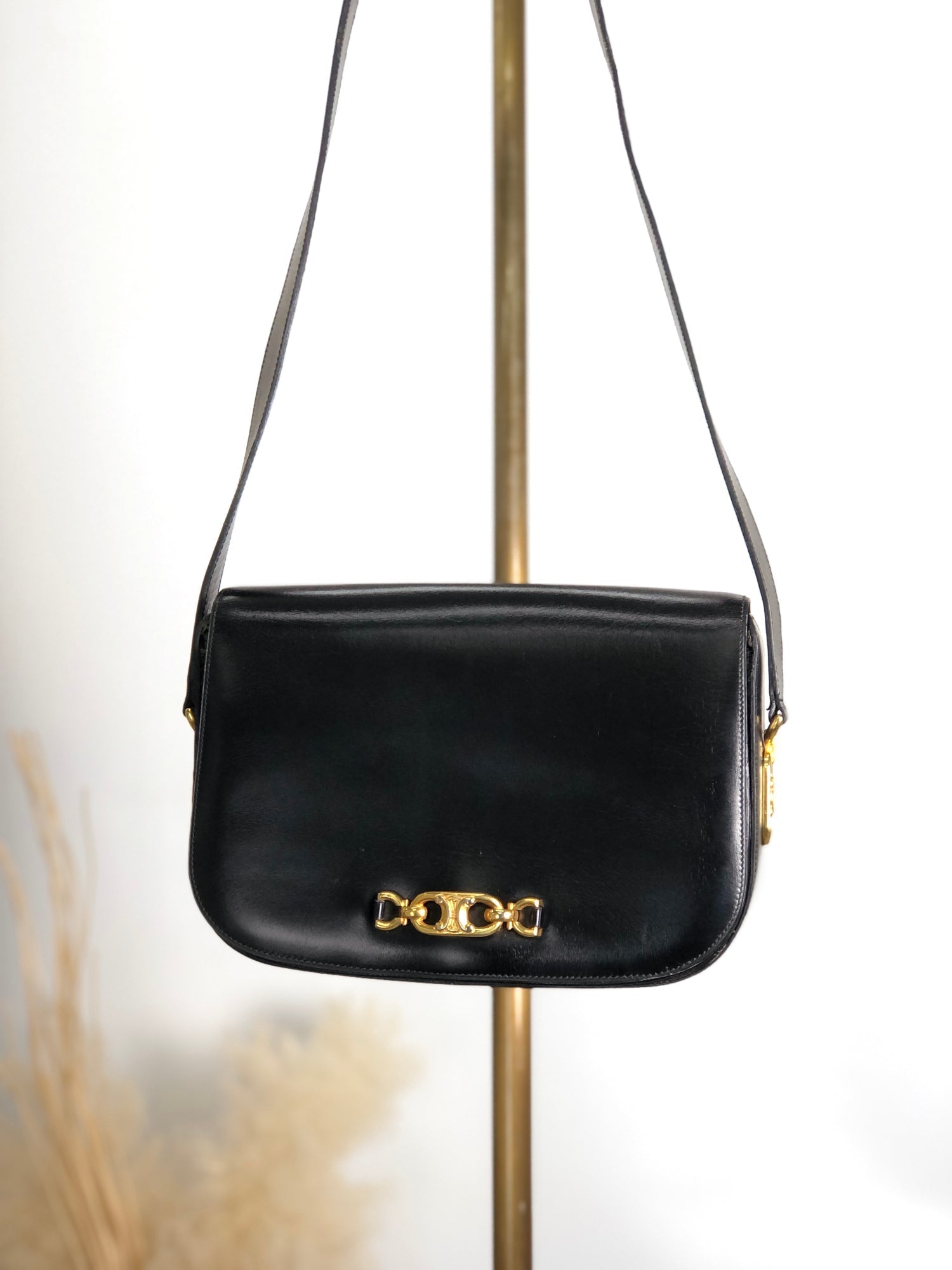 CELINE Shoulder bag Black fxkh5k