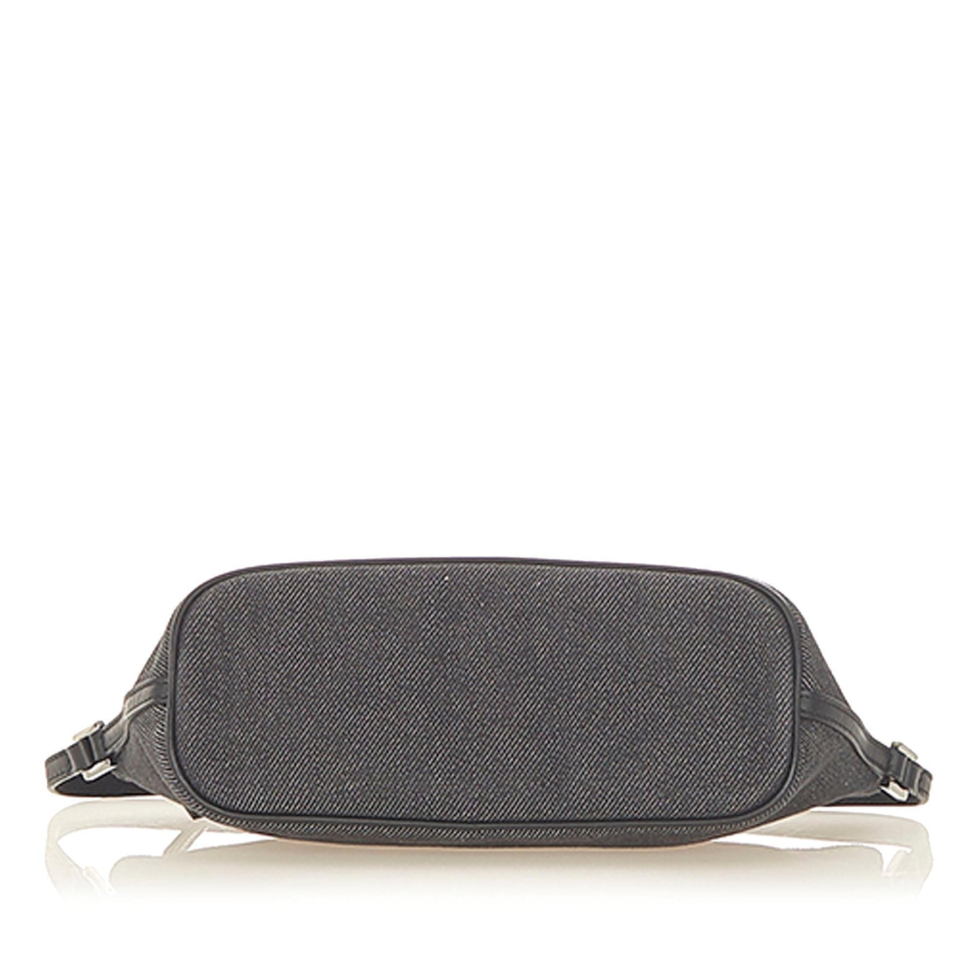 Gucci Pochette Canvas Handbag