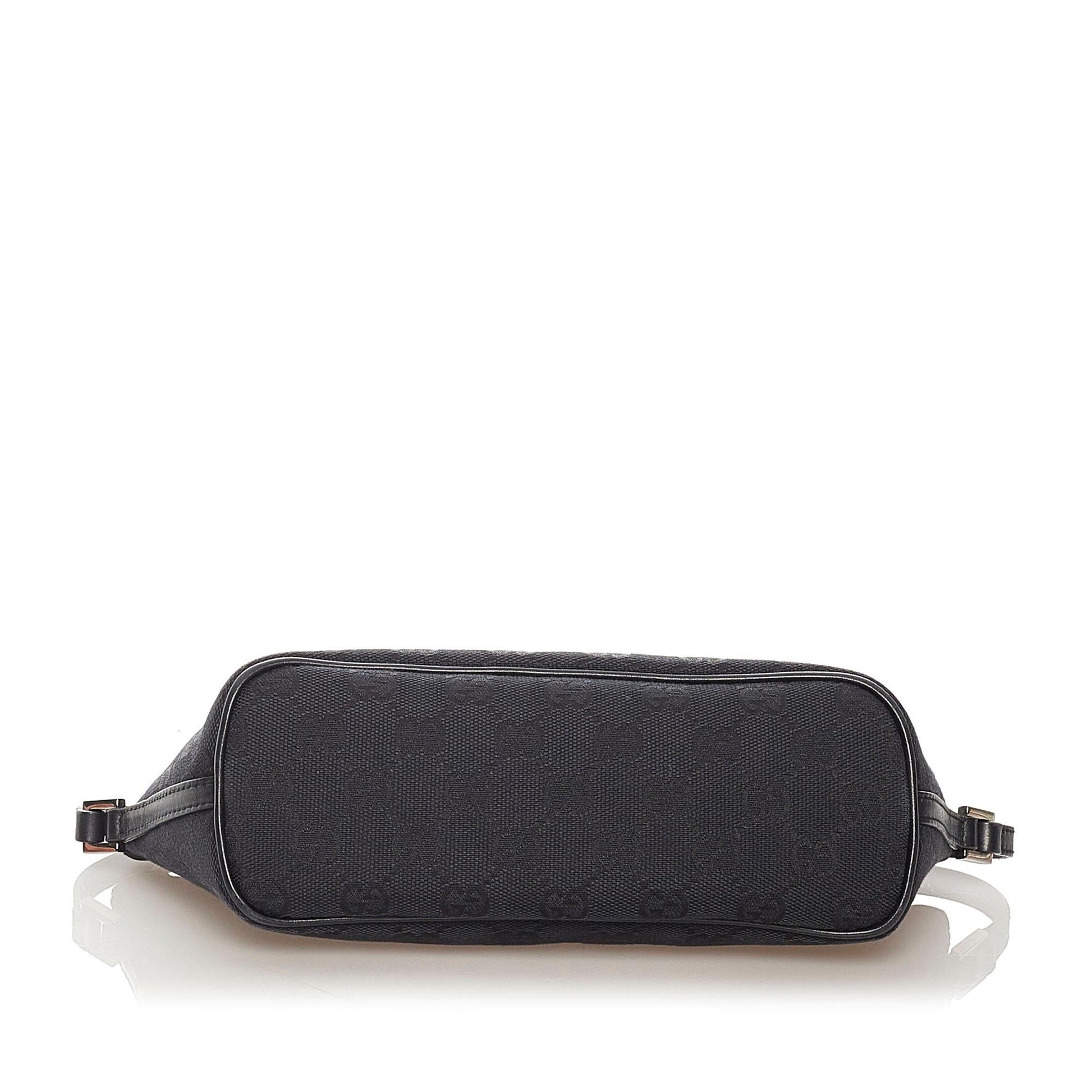 Gucci Canvas Handbag Style 22