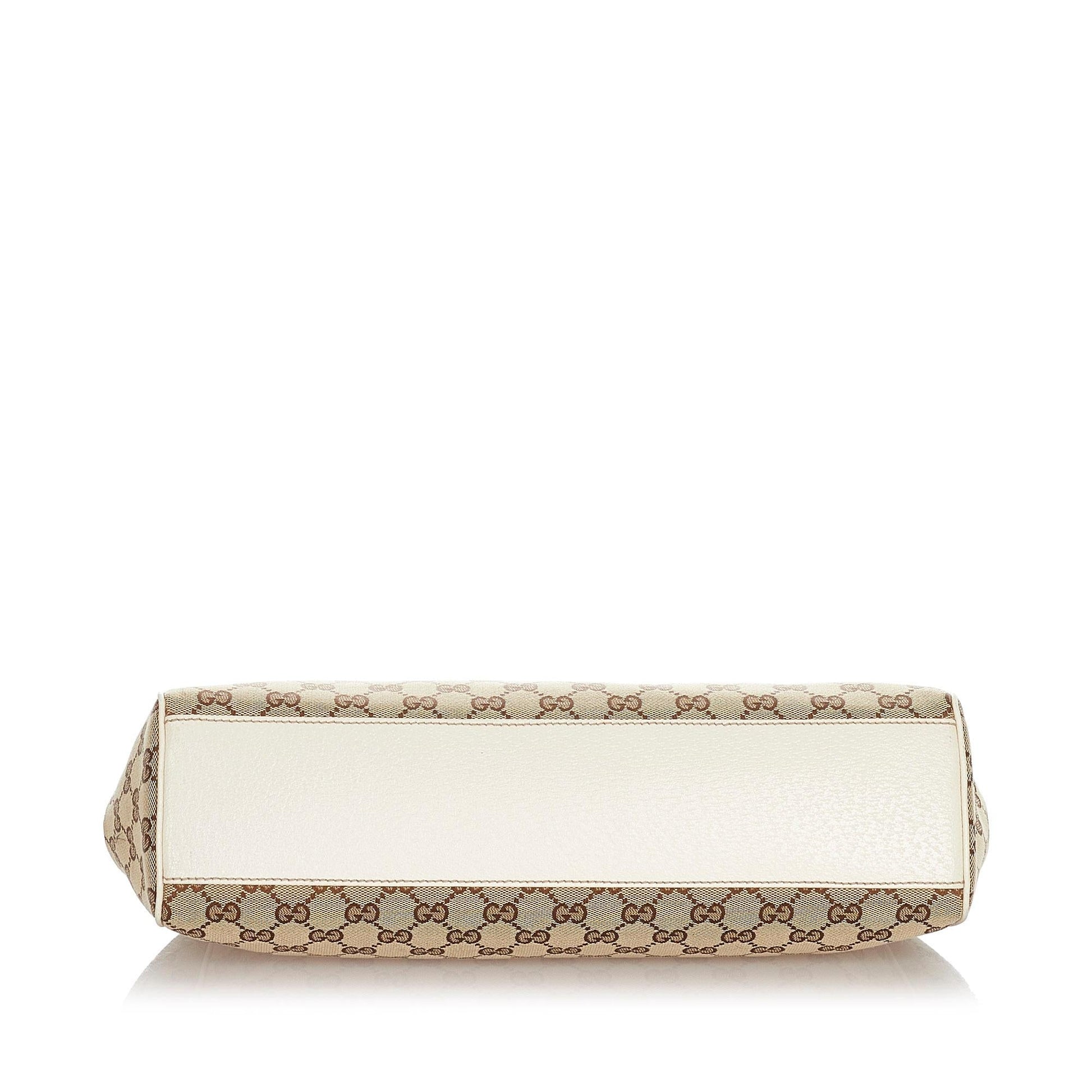 Gucci Canvas Shoulder Bag Style 48