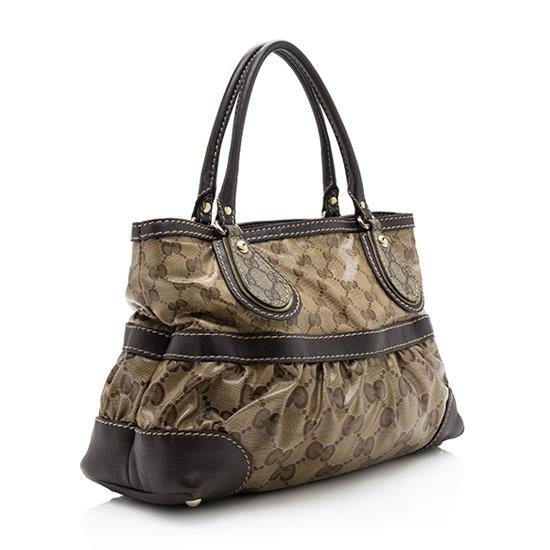 Gucci GG Supreme Tote Style 2