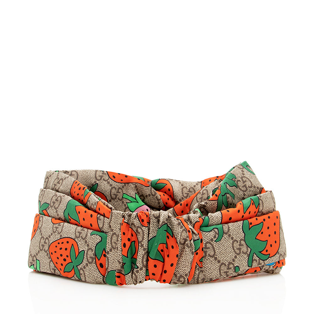 Gucci GG Supreme Handbag Style 4