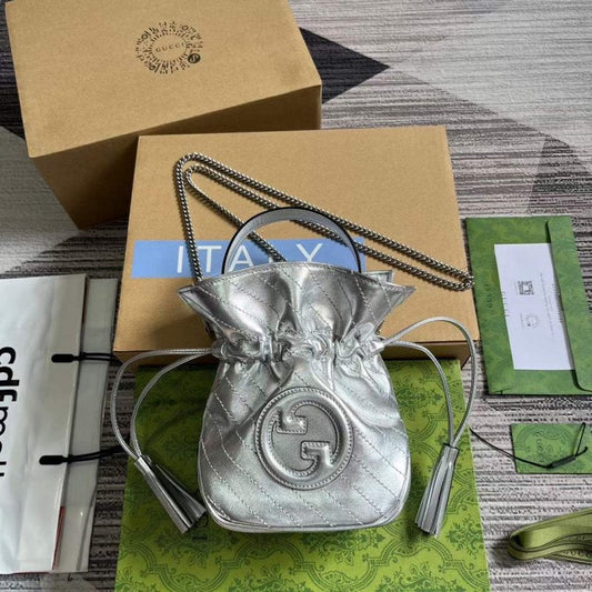 ????? ??? Gucci GG Blondie WB001302