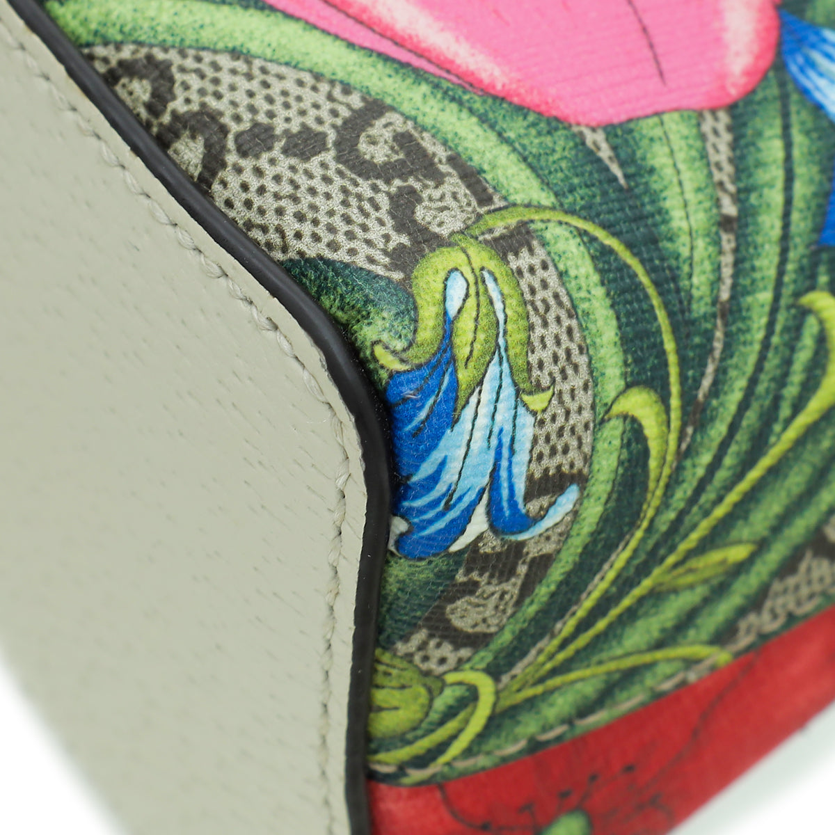 Gucci Leather Canvas Shoulder Bag
