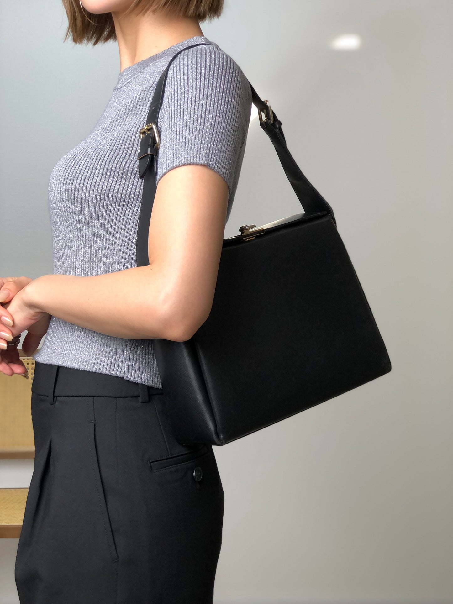 CELINE Turn Lock Handbag Black j4gitj