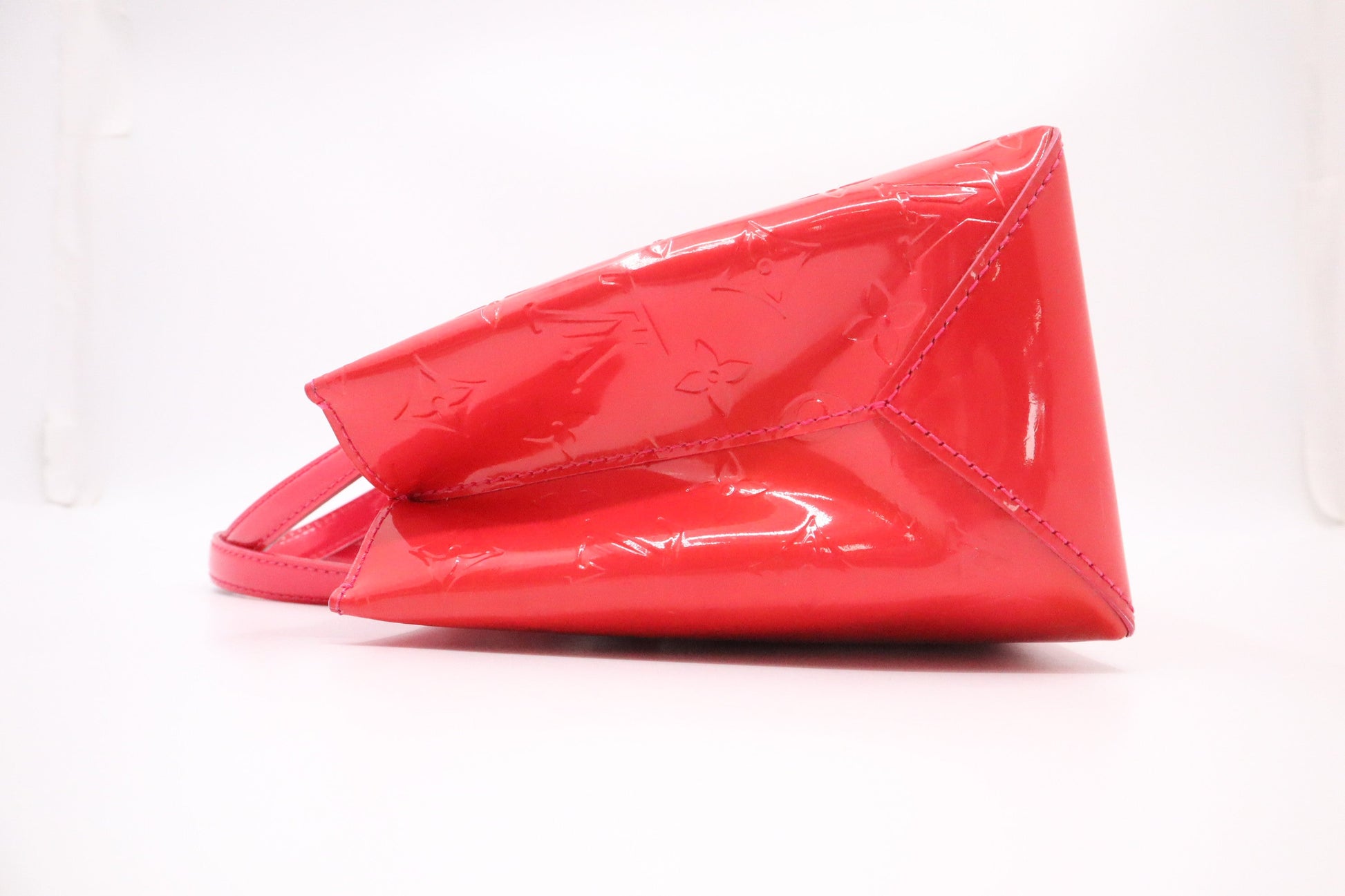 Louis Vuitton Wilshire PM in Rouge Grenadine Vernis Leather