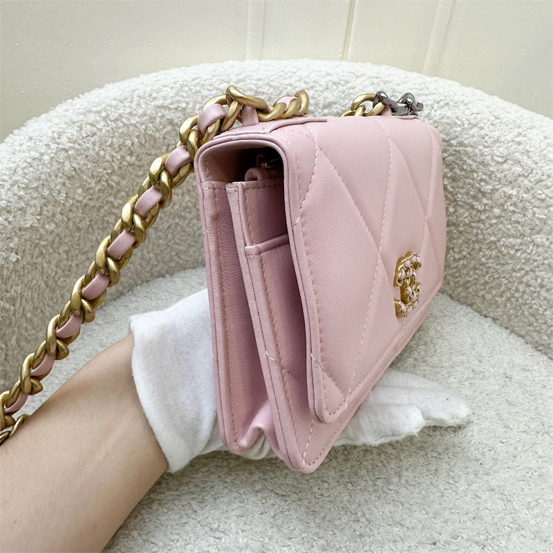 Chanel 19 Wallet on Chain WOC in 22B Pink Lambskin and 3-Tone HW (Model: AP0957) Crossbody
